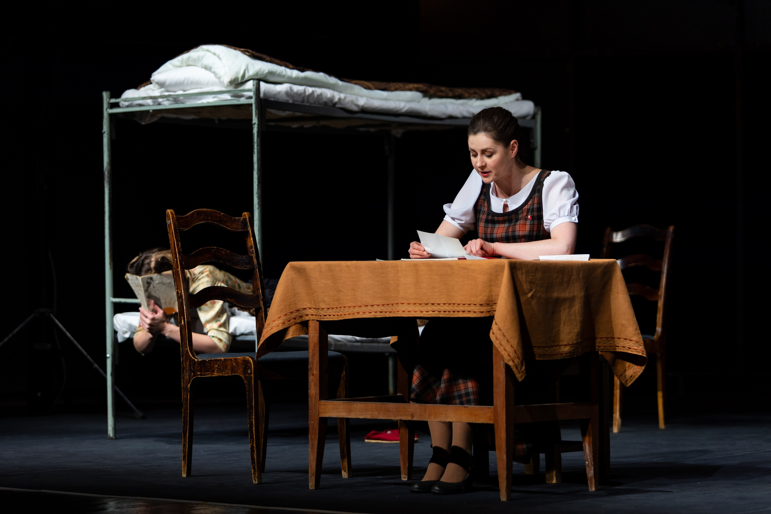 Новый театр «Фабричная девчонка». Профессиональный интерьерный и репортажный фотограф Минск и РБ. Максим Орлов