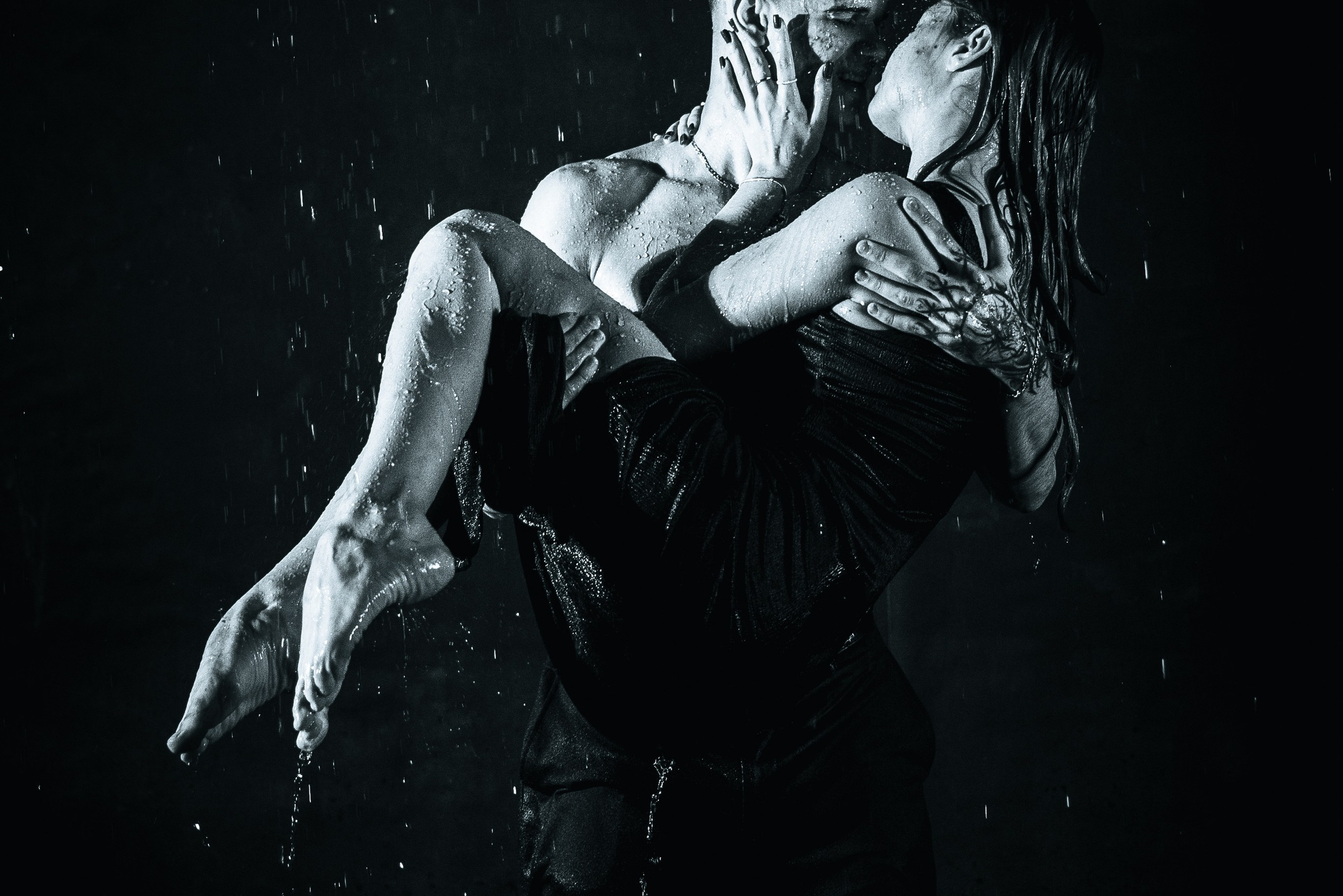 Лав стори в душе двух влюбленных. Профессиональный интерьерный и репортажный фотограф Минск и РБ. Максим Орлов