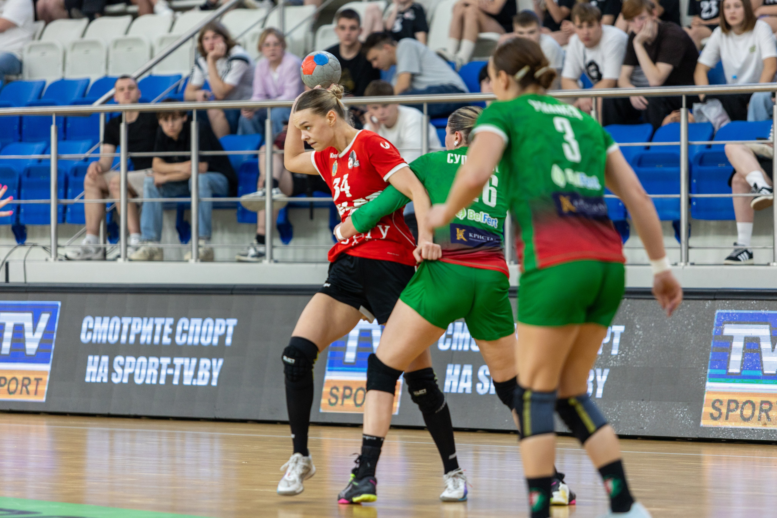 Гандбол. Финал. БНТУ — Гомель. 25.05.2024. Профессиональный интерьерный и репортажный фотограф Минск и РБ. Максим Орлов