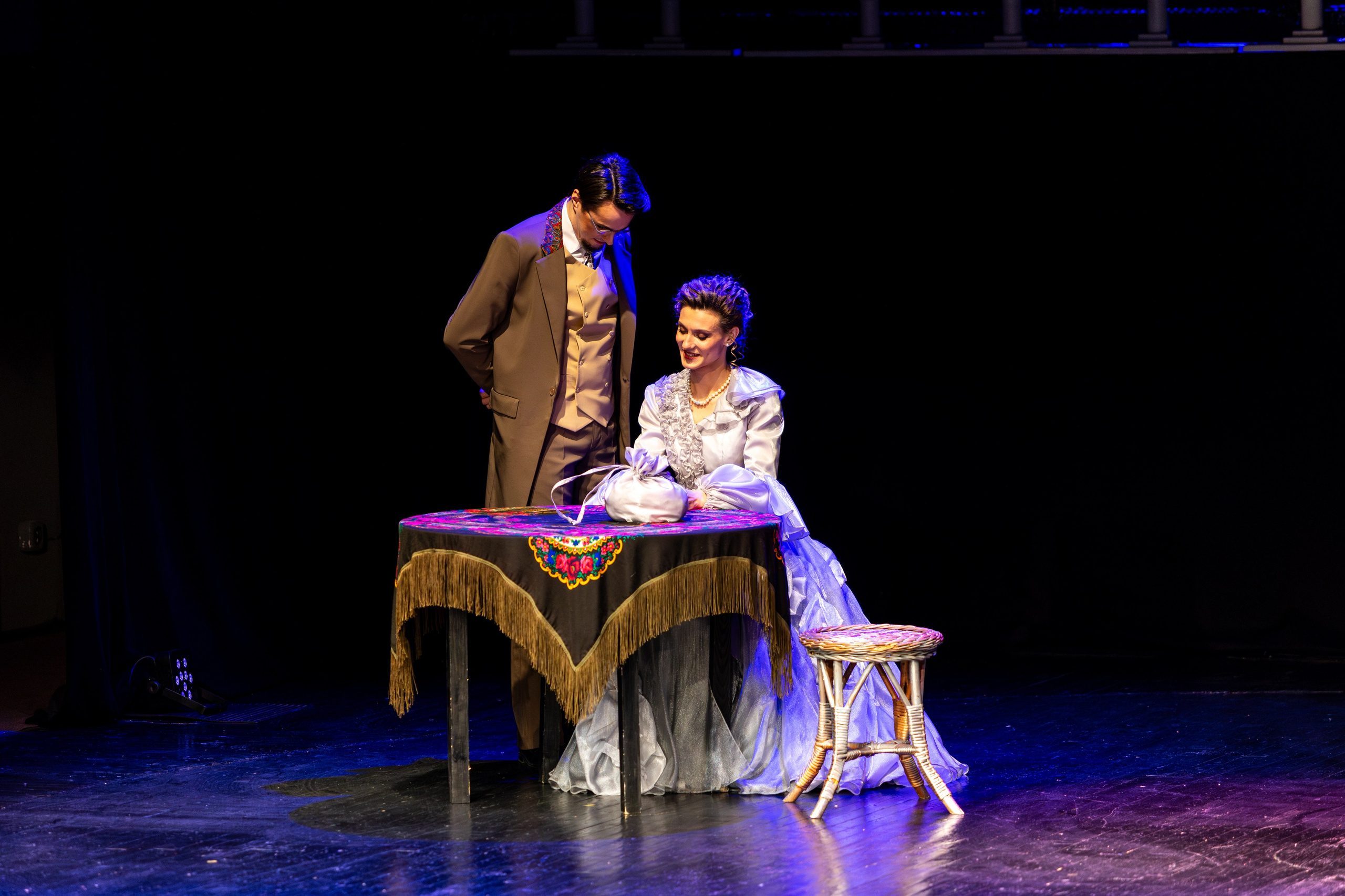 Новый театр «Я вещь». Профессиональный интерьерный и репортажный фотограф Минск и РБ. Максим Орлов