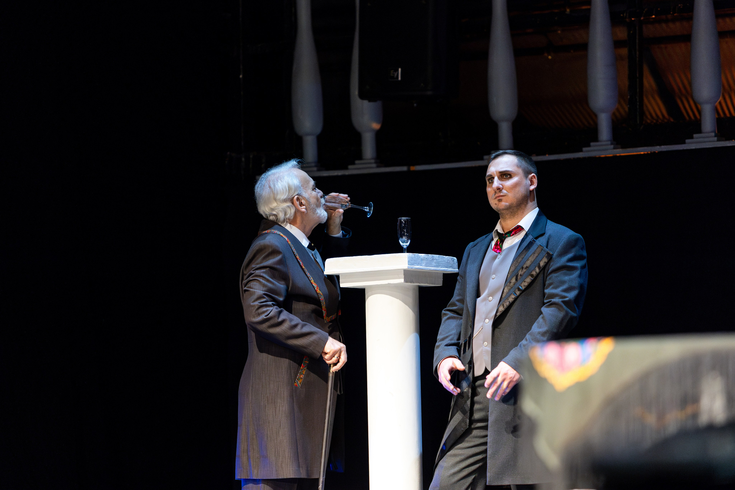 Новый театр «Я вещь». Профессиональный интерьерный и репортажный фотограф Минск и РБ. Максим Орлов