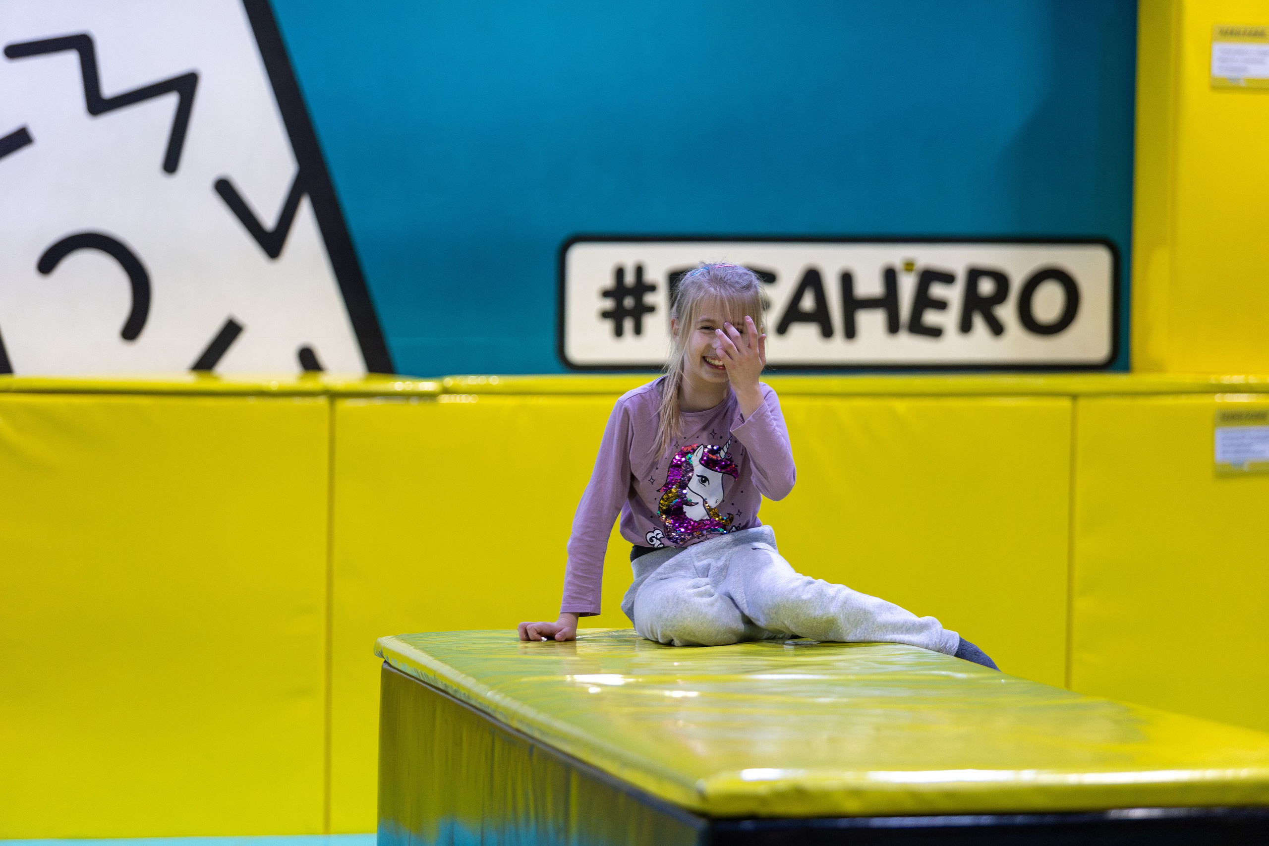 ДР Влада (батутная арена). Профессиональный интерьерный и репортажный фотограф Минск и РБ. Максим Орлов