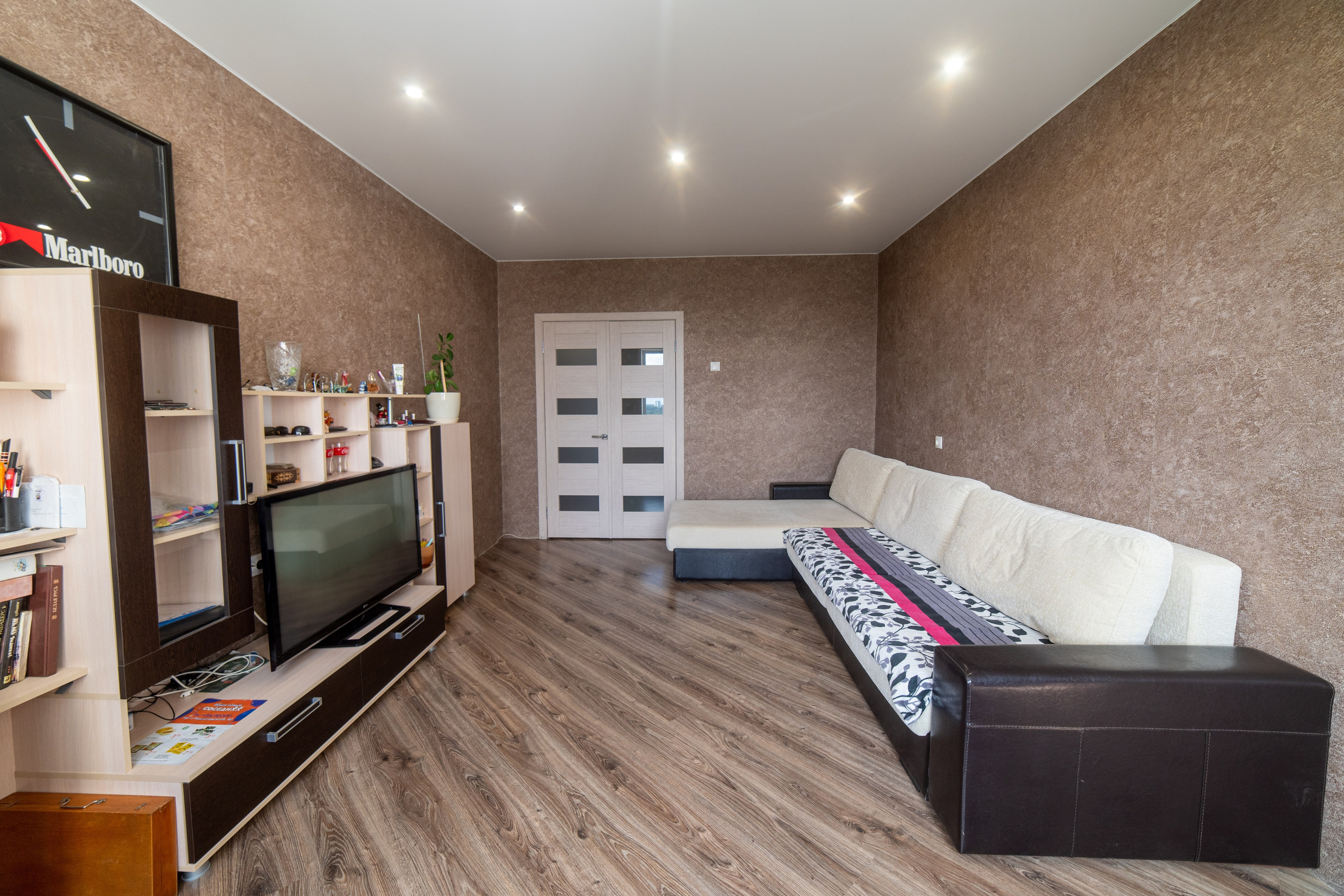 Квартира неизвестна. Эконом вариант. Профессиональный интерьерный и репортажный фотограф Минск и РБ. Максим Орлов