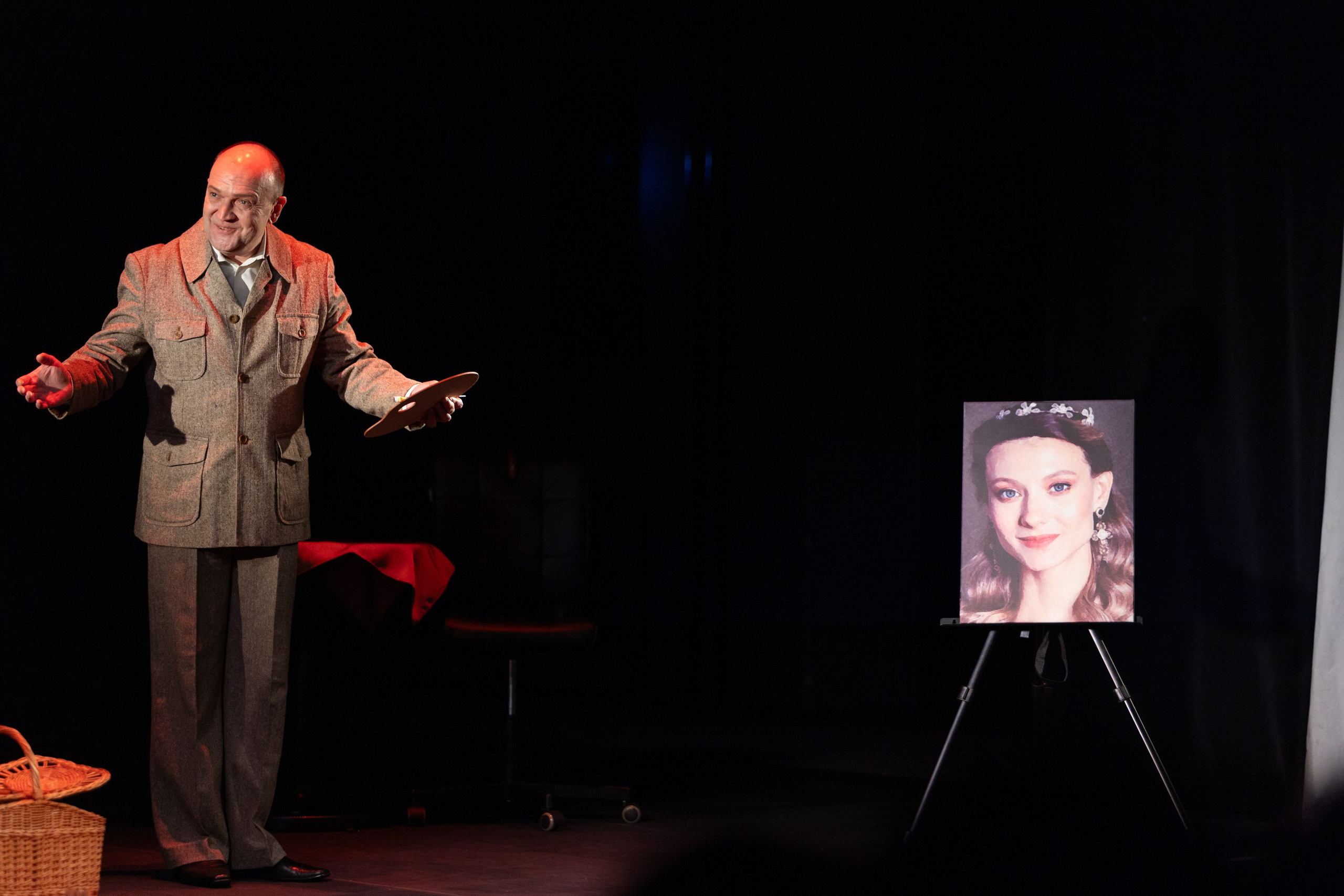 Новый театр «Плачу за любовь». Профессиональный интерьерный и репортажный фотограф Минск и РБ. Максим Орлов