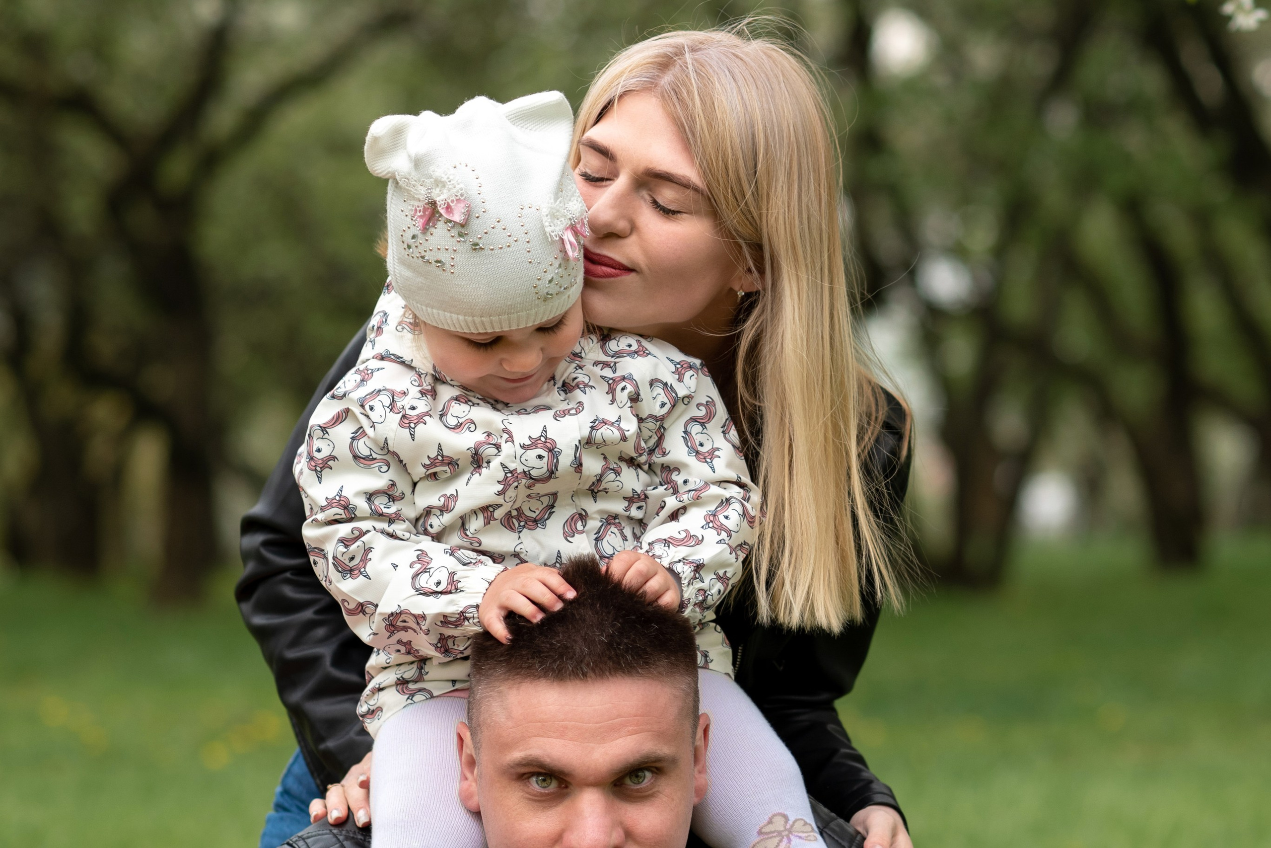 Олег, Каролина и Стефания. Профессиональный интерьерный и репортажный фотограф Минск и РБ. Максим Орлов