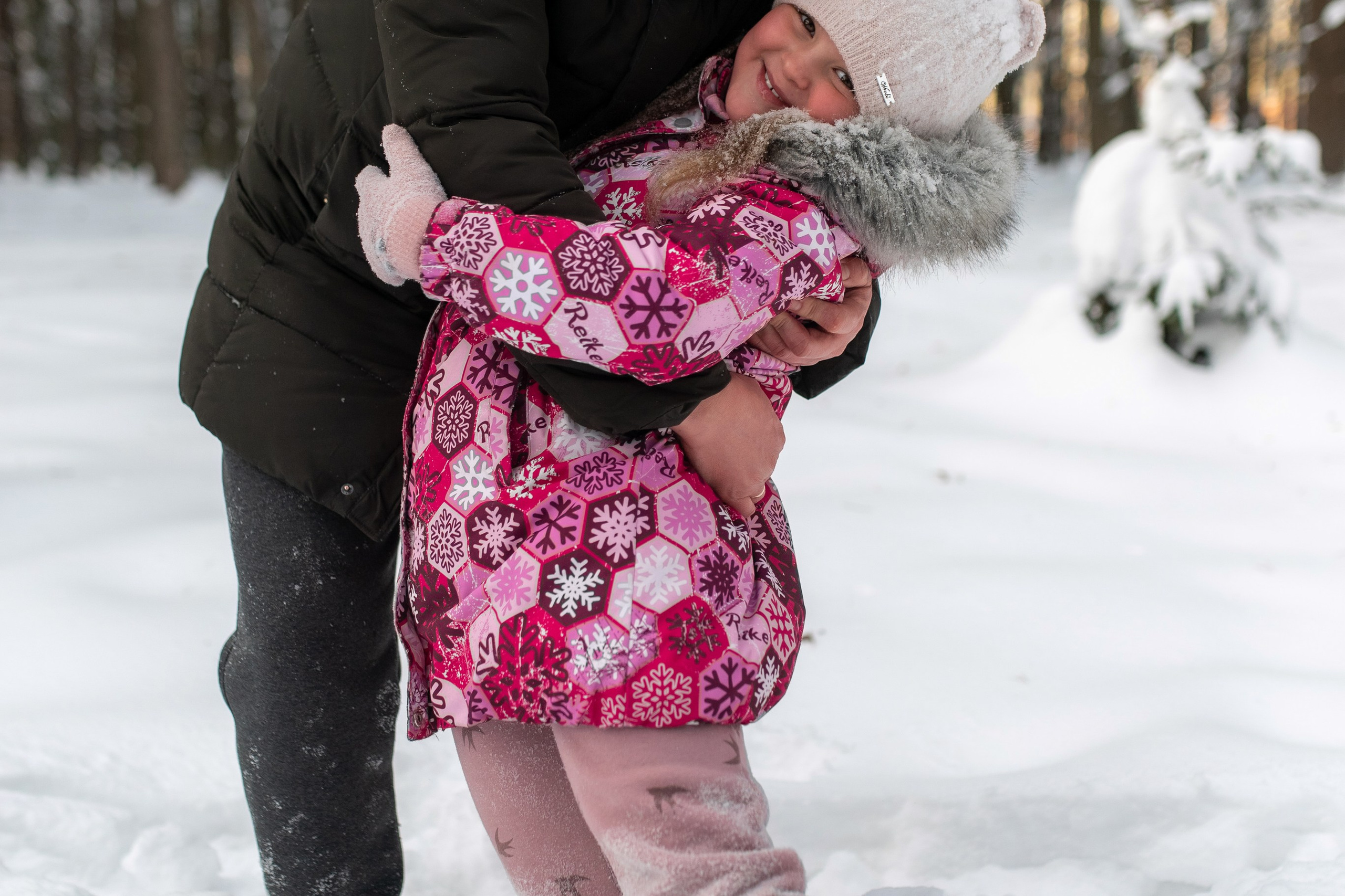 Сергей с семьей (в парке). Профессиональный интерьерный и репортажный фотограф Минск и РБ. Максим Орлов