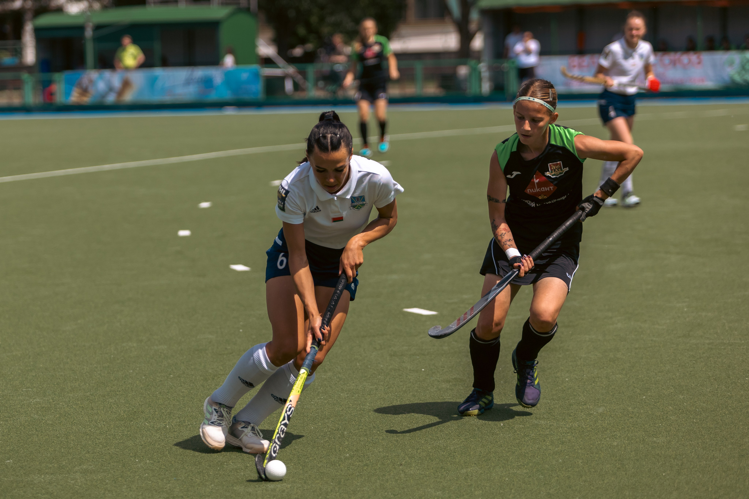 Хоккей на траве. Девушки. Минск — Текстильщик 29.052024. Профессиональный интерьерный и репортажный фотограф Минск и РБ. Максим Орлов