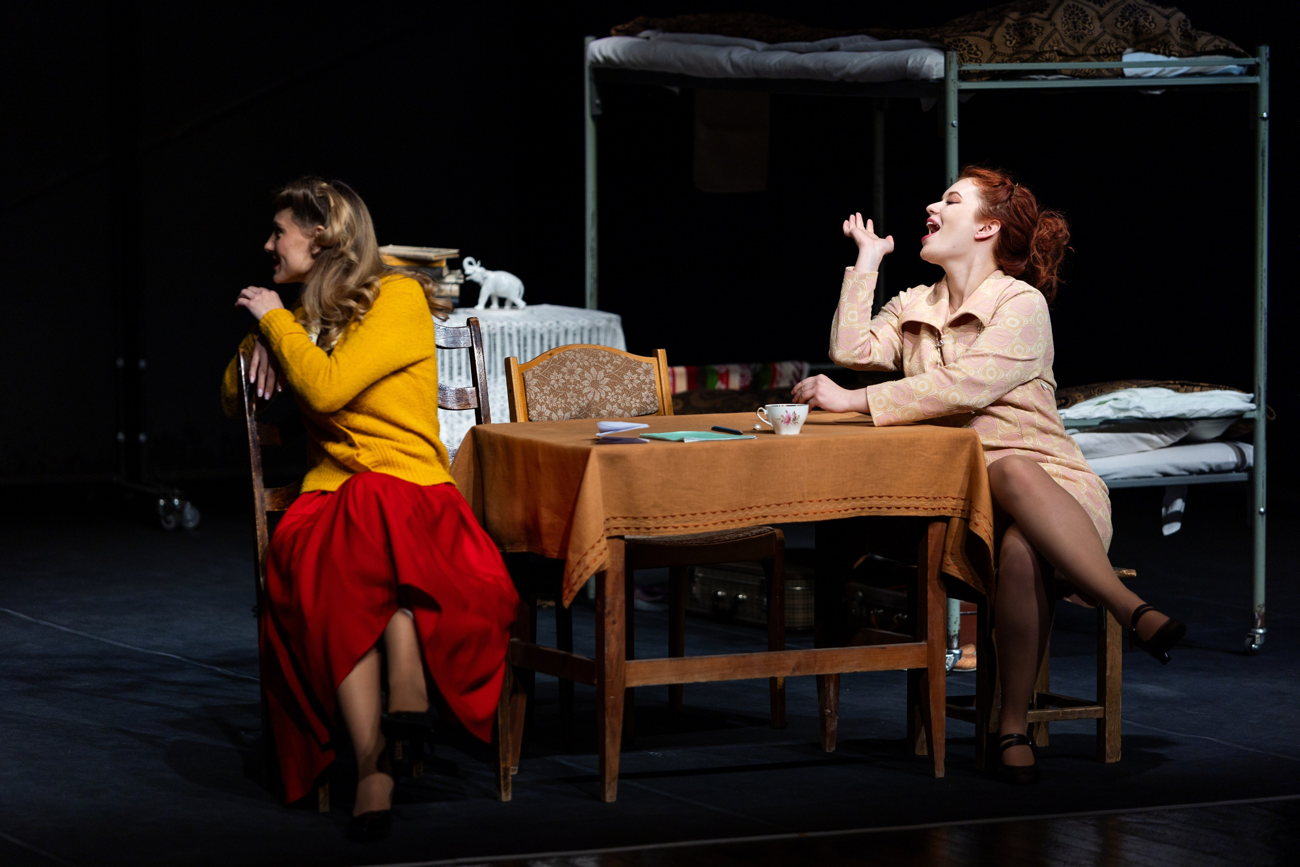 Новый театр «Фабричная девчонка». Профессиональный интерьерный и репортажный фотограф Минск и РБ. Максим Орлов