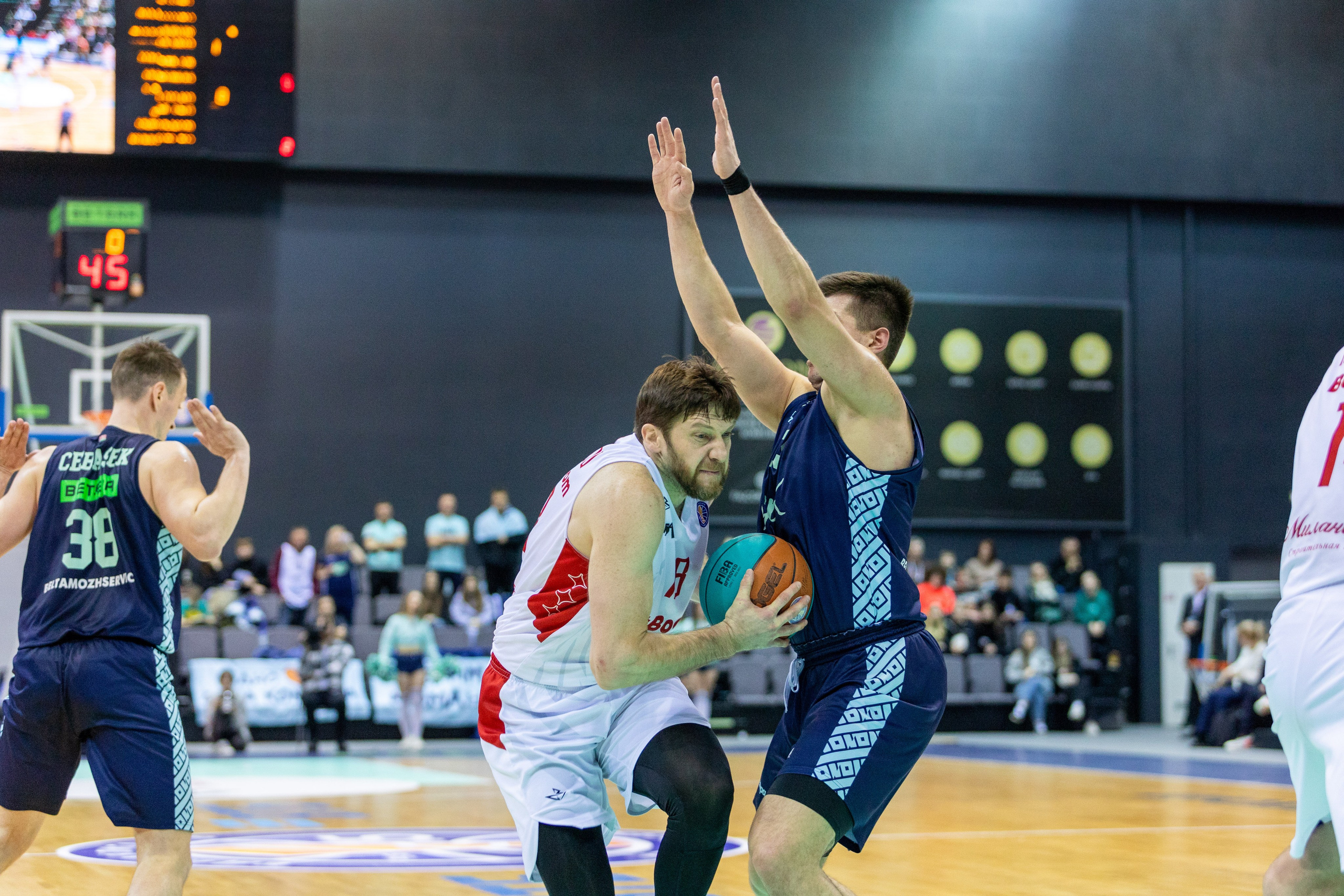 Баскетбол. Минск — MBA. 09.03.2024. Профессиональный интерьерный и репортажный фотограф Минск и РБ. Максим Орлов