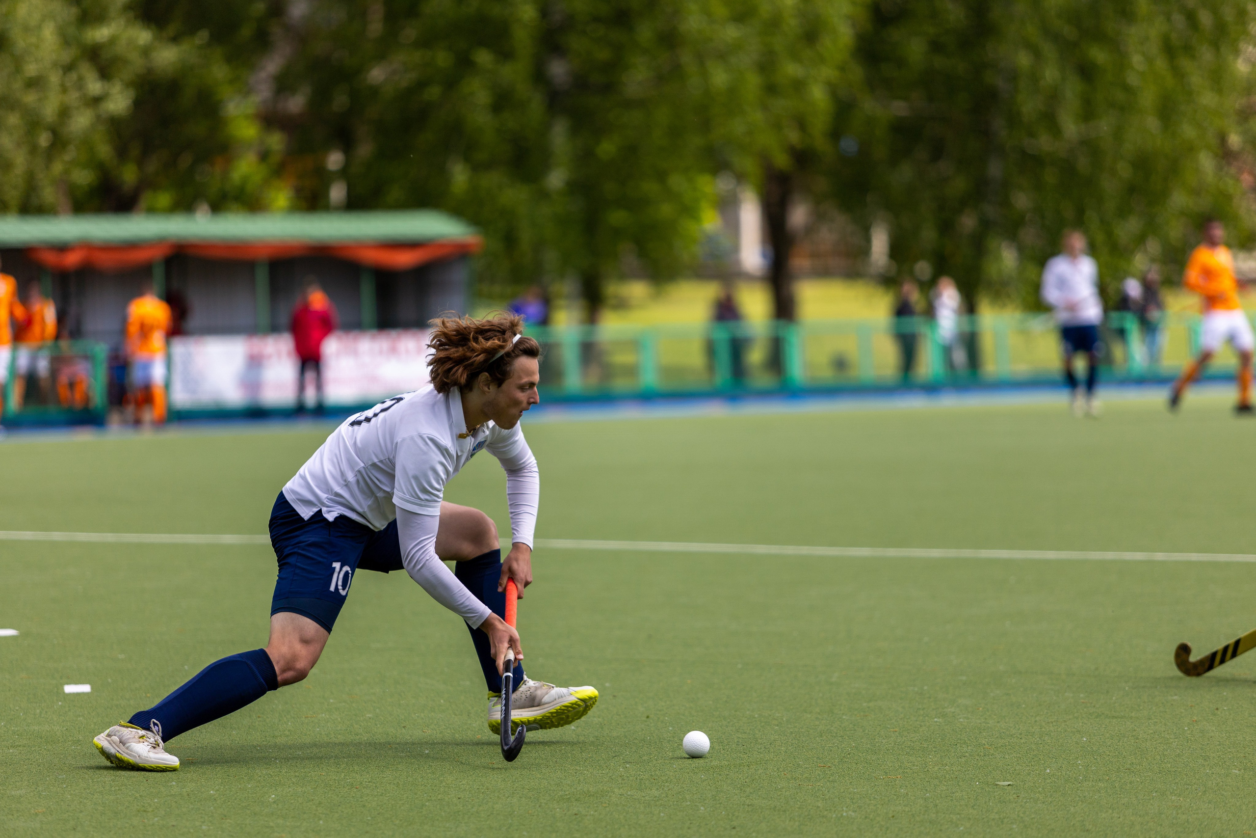 Хоккей на траве. ХК Минск — СК Строитель 11.05.2024. Профессиональный интерьерный и репортажный фотограф Минск и РБ. Максим Орлов