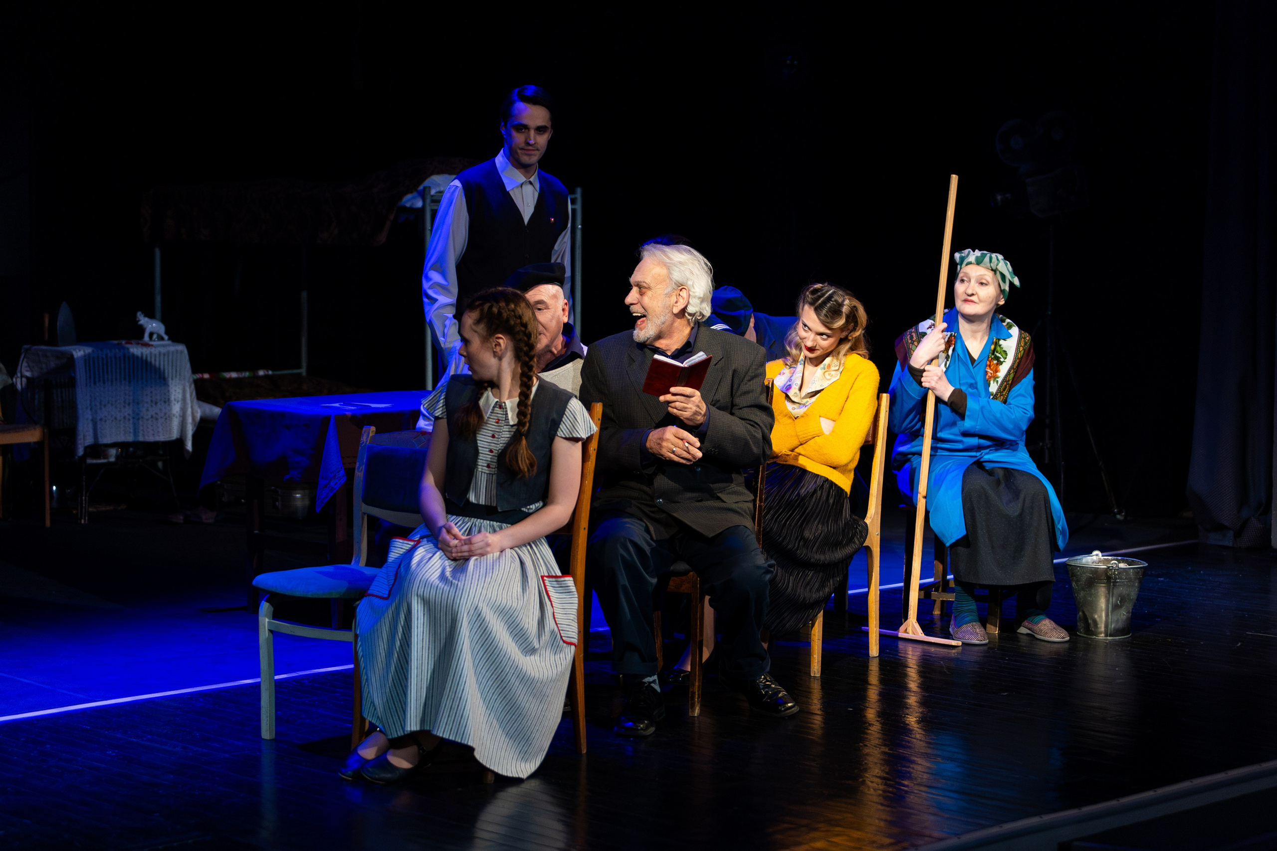 Новый театр «Фабричная девчонка». Профессиональный интерьерный и репортажный фотограф Минск и РБ. Максим Орлов