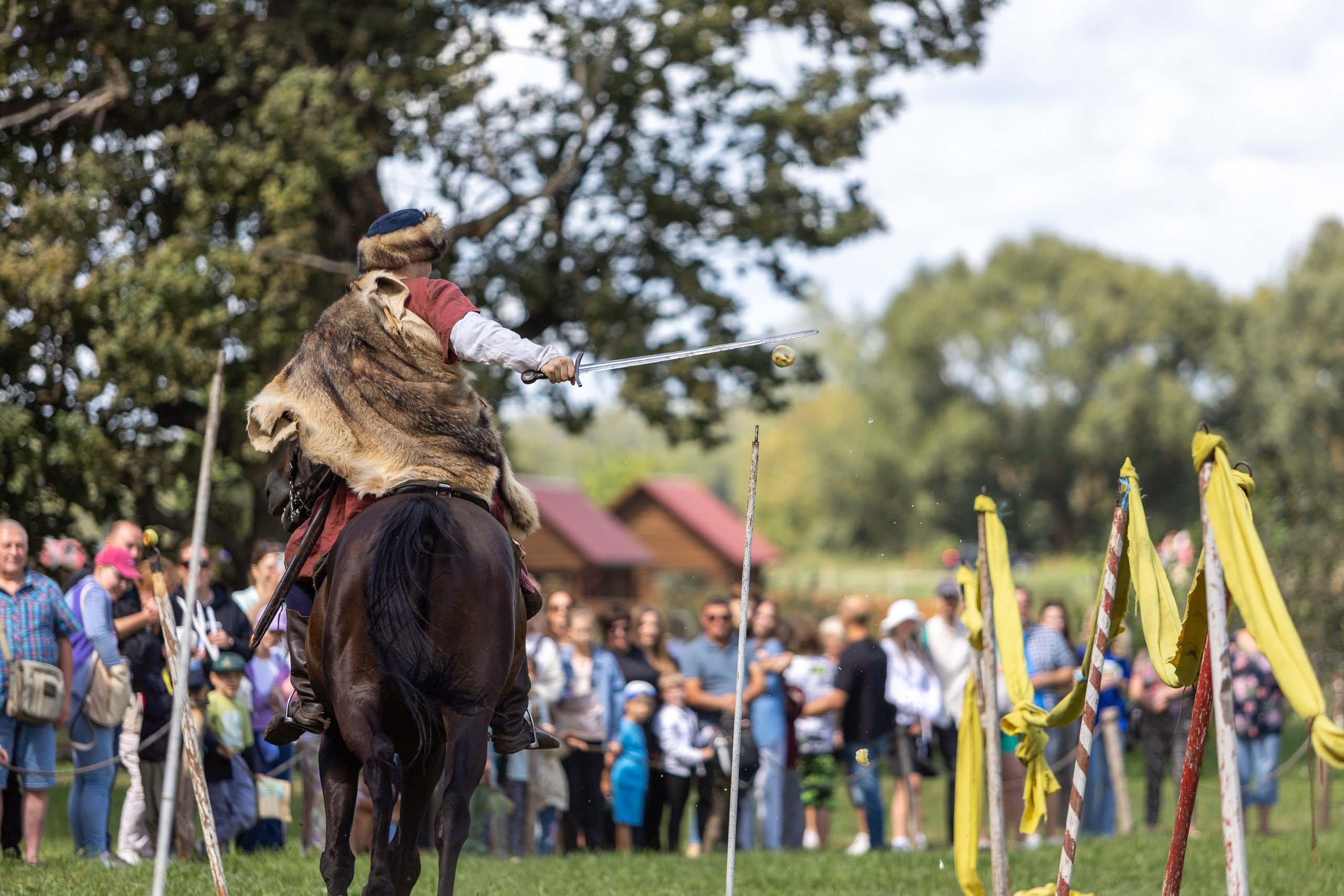 Ежегодный фестиваль средневековья в Дукоре. Профессиональный интерьерный и репортажный фотограф Минск и РБ. Максим Орлов