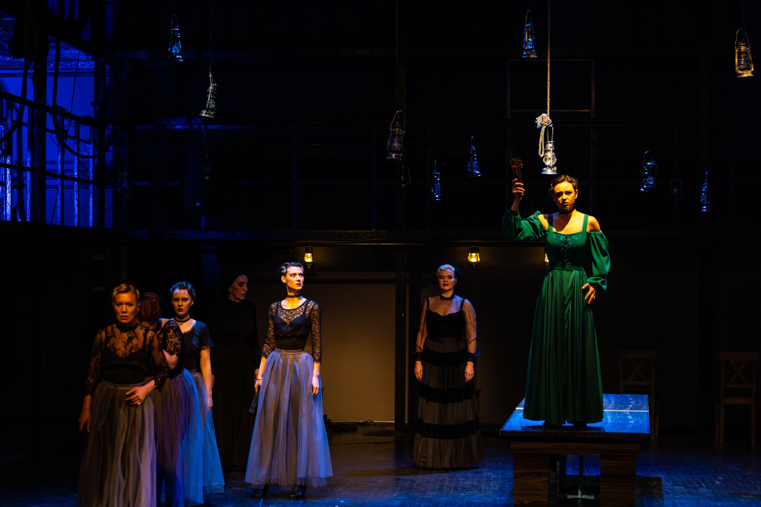 Новый театр «Дом Бернарды Альбы». Профессиональный интерьерный и репортажный фотограф Минск и РБ. Максим Орлов