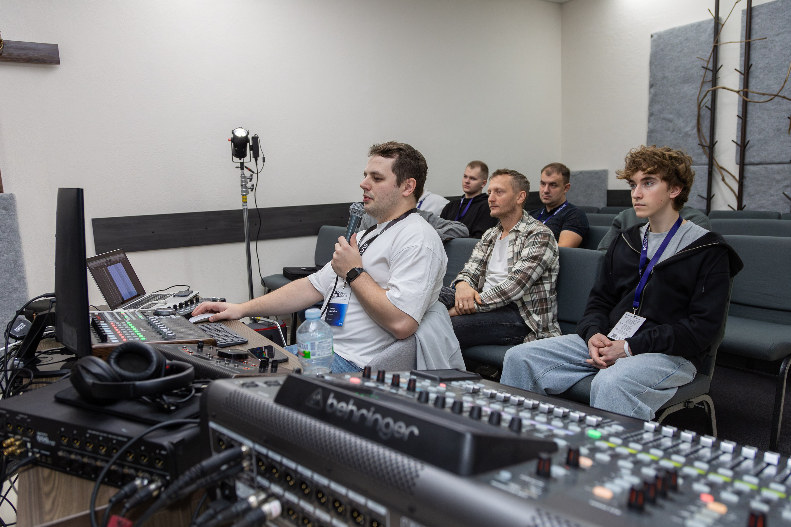 Конференция Medialive 2024. День второй. Профессиональный интерьерный и репортажный фотограф Минск и РБ. Максим Орлов