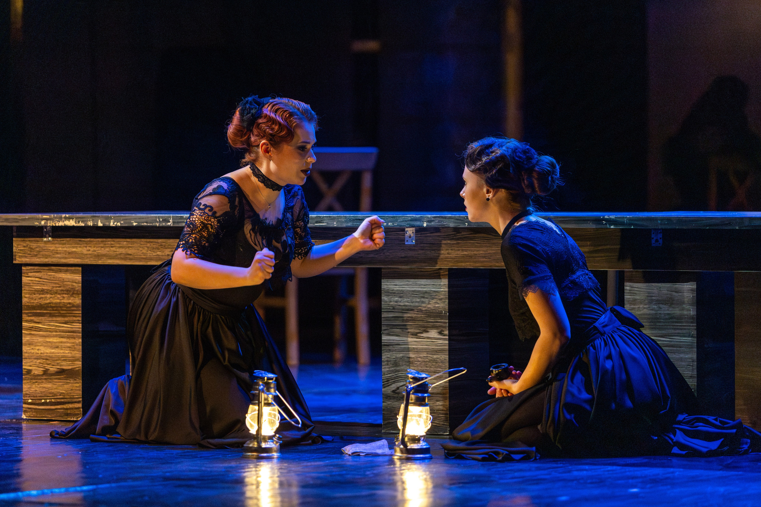 Новый театр «Дом Бернарды Альбы». Профессиональный интерьерный и репортажный фотограф Минск и РБ. Максим Орлов