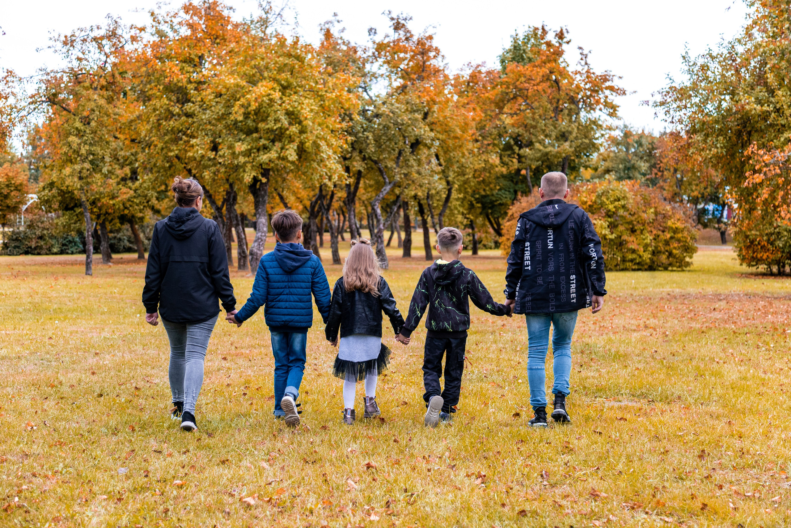 Руслан с семьей. Профессиональный интерьерный и репортажный фотограф Минск и РБ. Максим Орлов