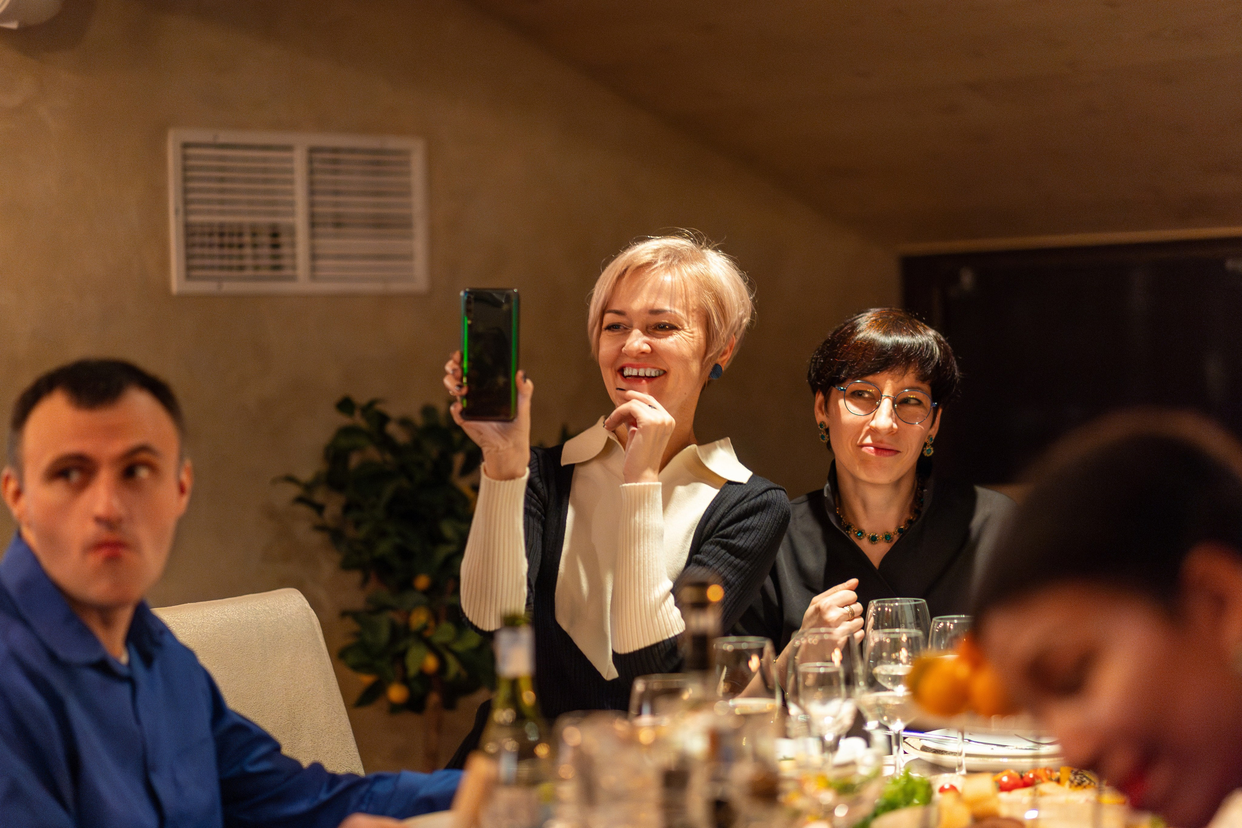 Новогодний корпоратив. Профессиональный интерьерный и репортажный фотограф Минск и РБ. Максим Орлов