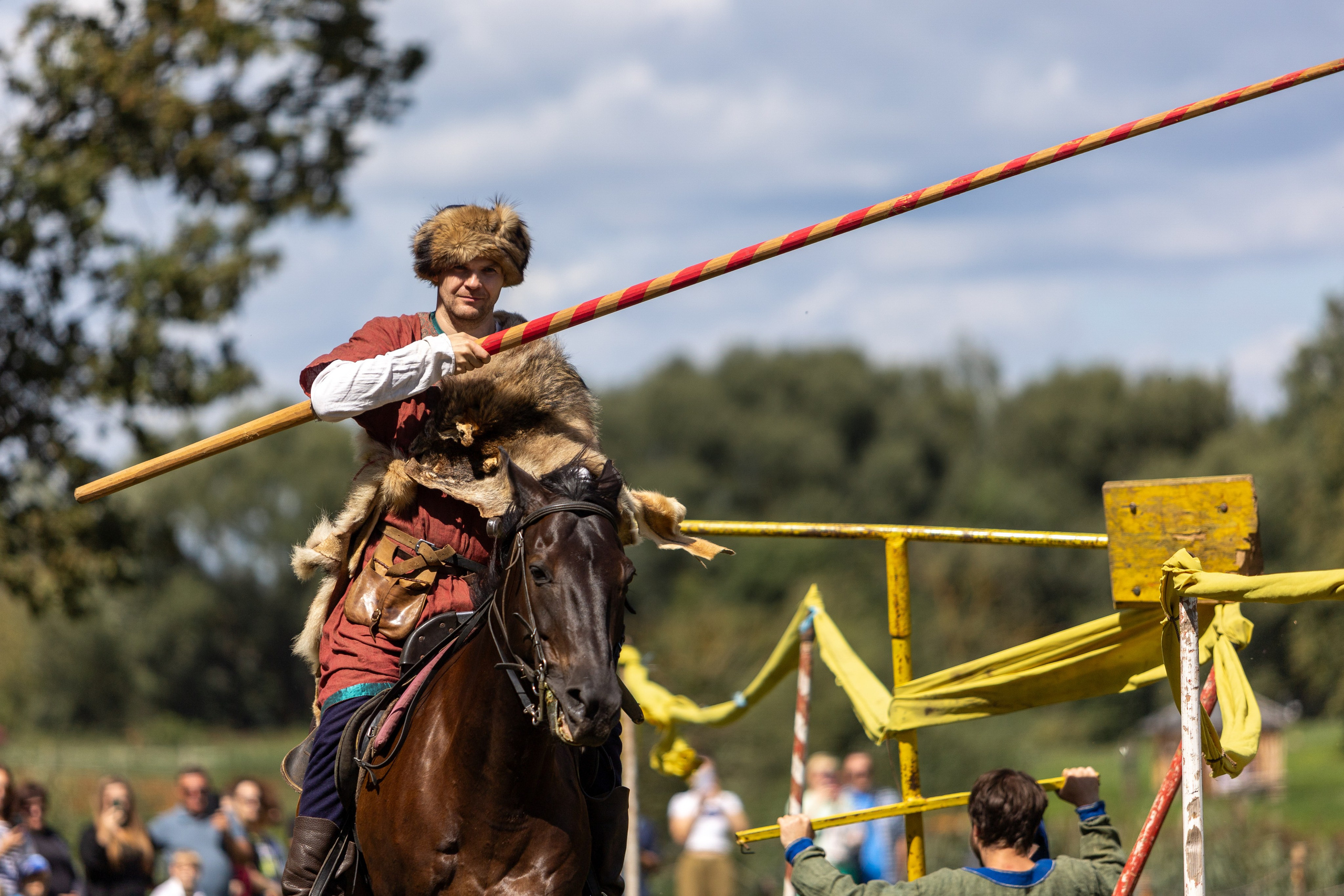 Ежегодный фестиваль средневековья в Дукоре. Профессиональный интерьерный и репортажный фотограф Минск и РБ. Максим Орлов