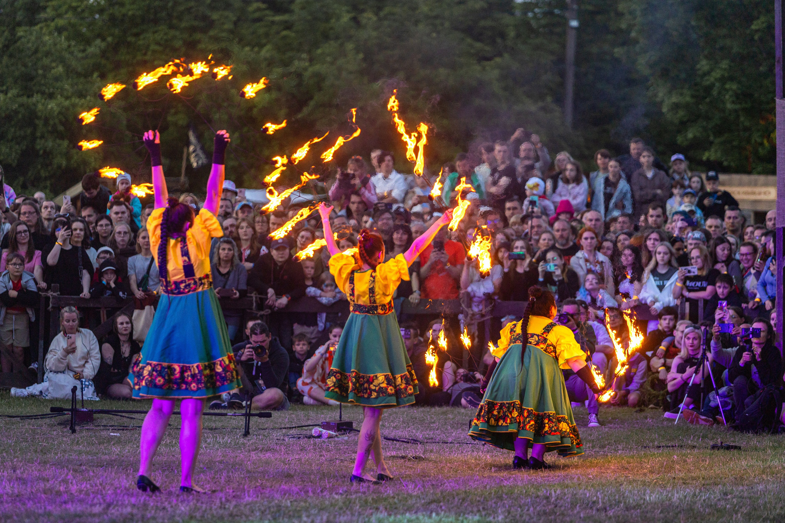 Свята сонца. Профессиональный интерьерный и репортажный фотограф Минск и РБ. Максим Орлов