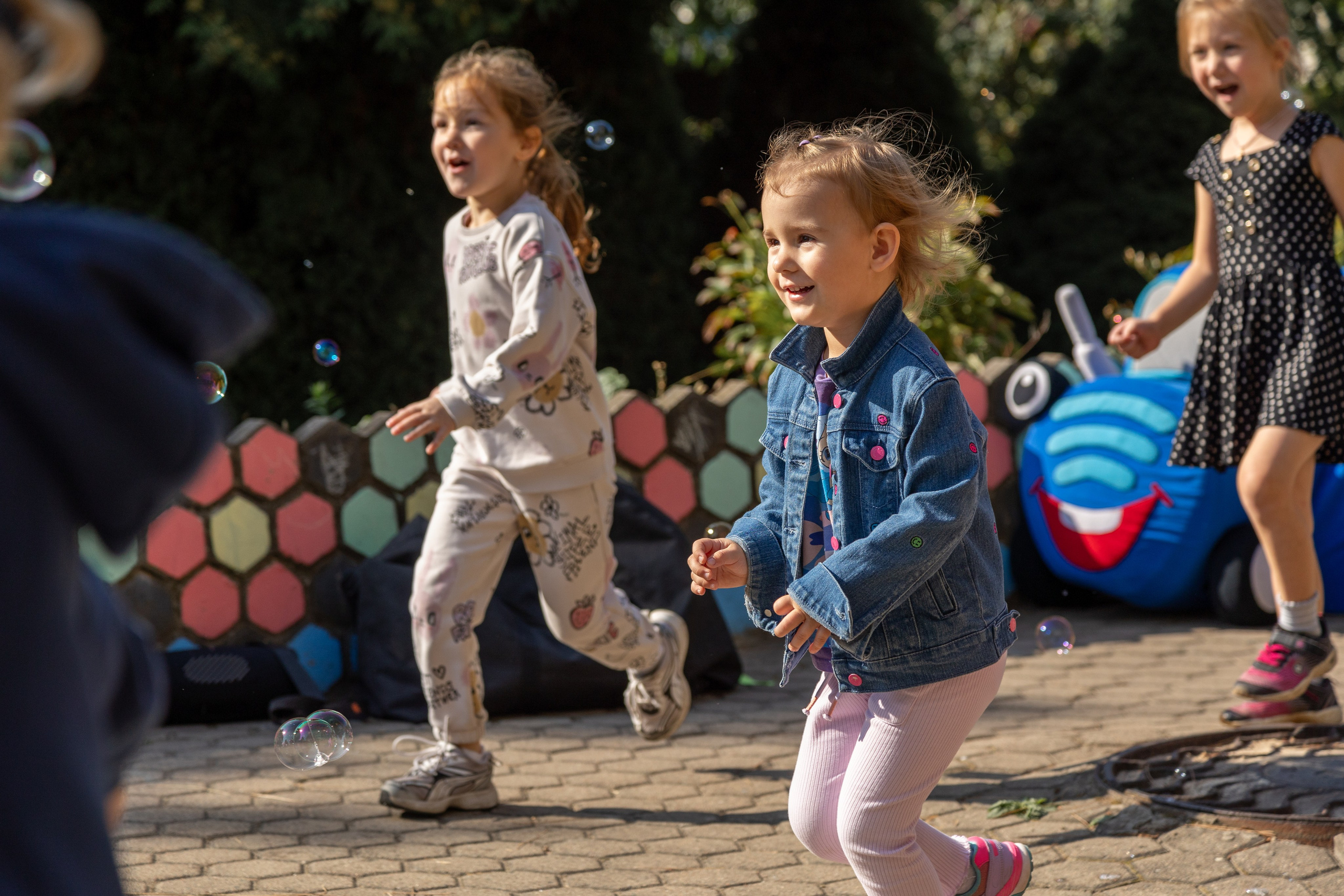 День рождения Ангелины. Профессиональный интерьерный и репортажный фотограф Минск и РБ. Максим Орлов