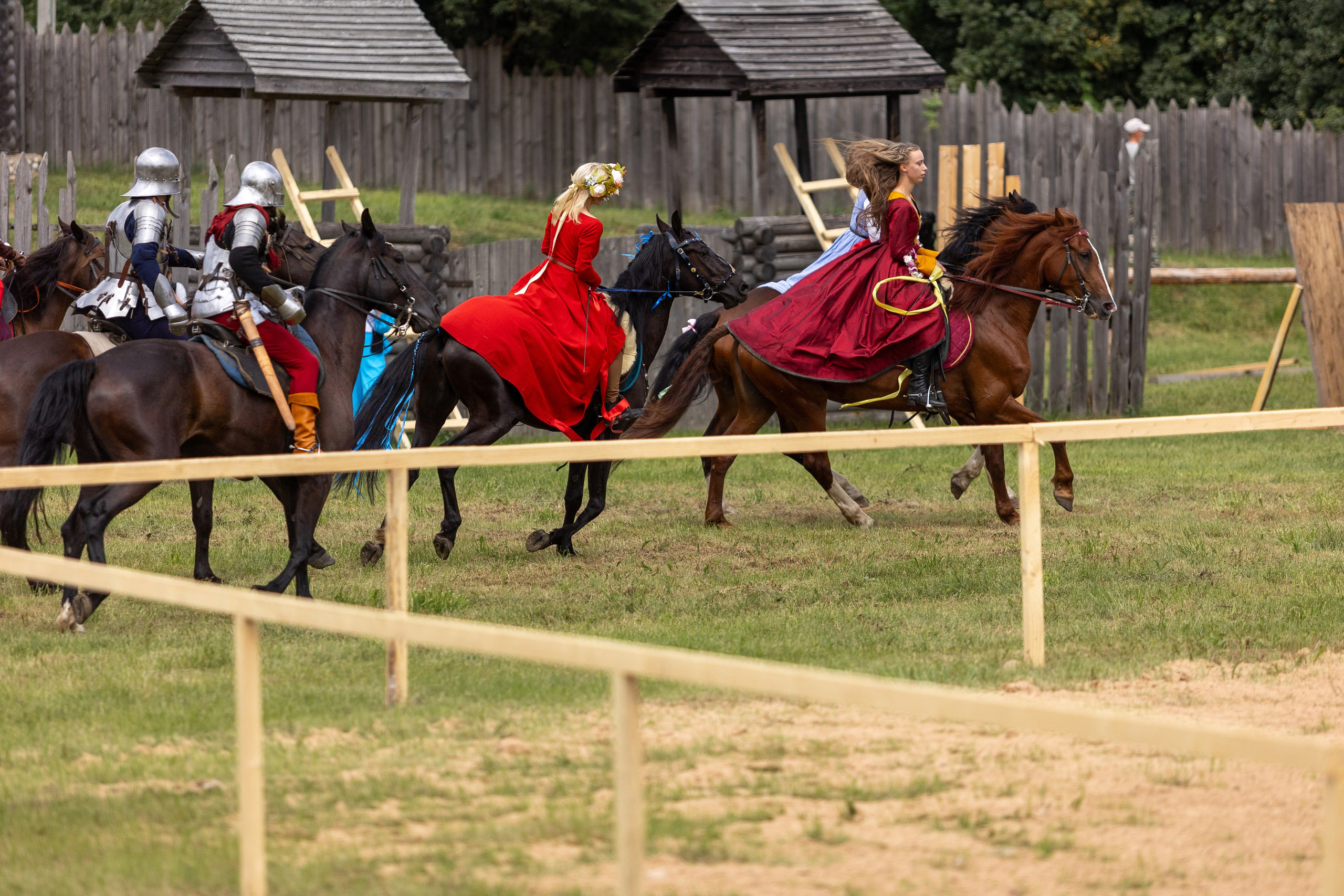 Рыцарский фест. Мстиславль. Профессиональный интерьерный и репортажный фотограф Минск и РБ. Максим Орлов