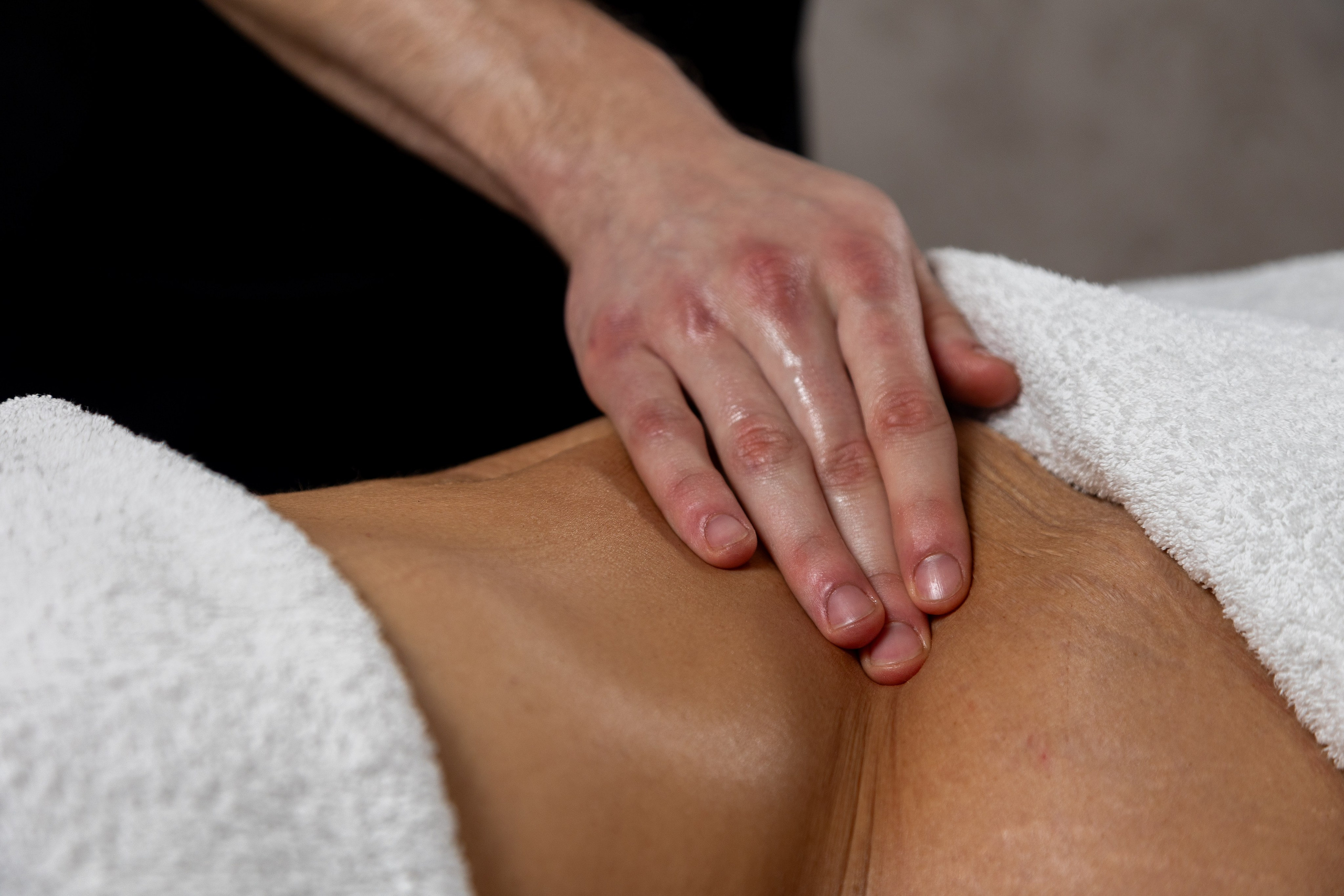 Реклама салона красоты «Манго». Профессиональный интерьерный и репортажный фотограф Минск и РБ. Максим Орлов