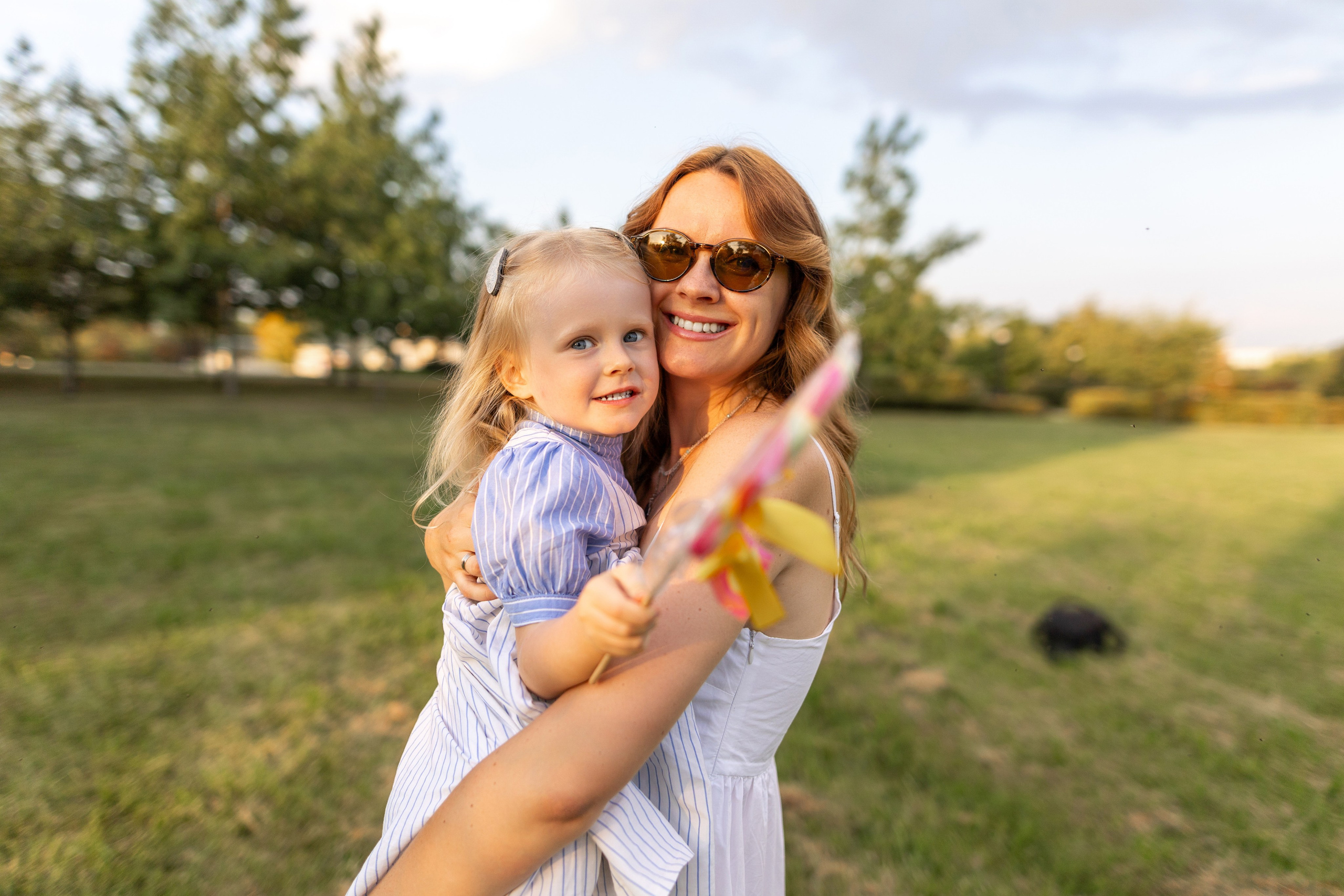 Стеша с мамой. Профессиональный интерьерный и репортажный фотограф Минск и РБ. Максим Орлов