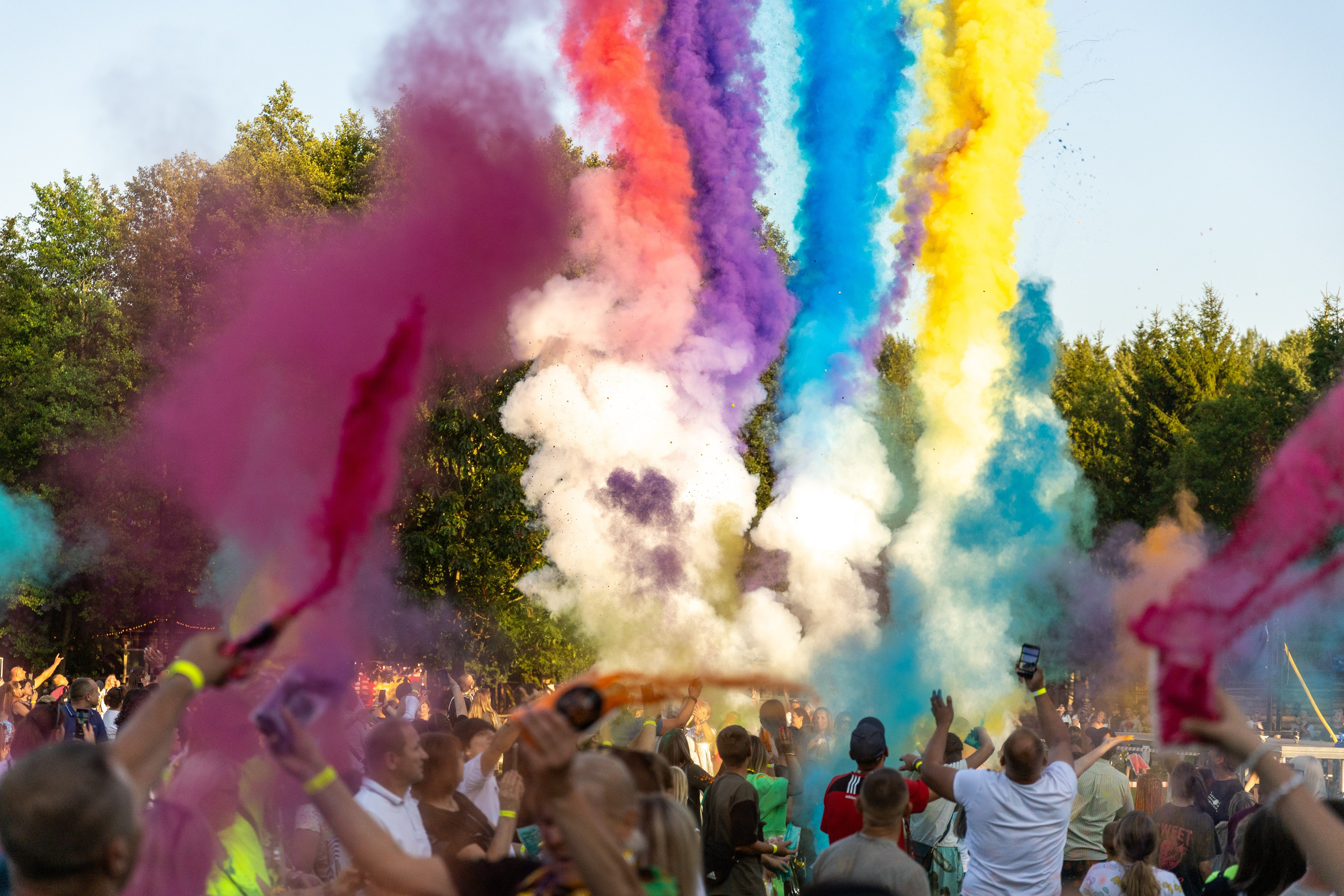 Дискохит. Профессиональный интерьерный и репортажный фотограф Минск и РБ. Максим Орлов