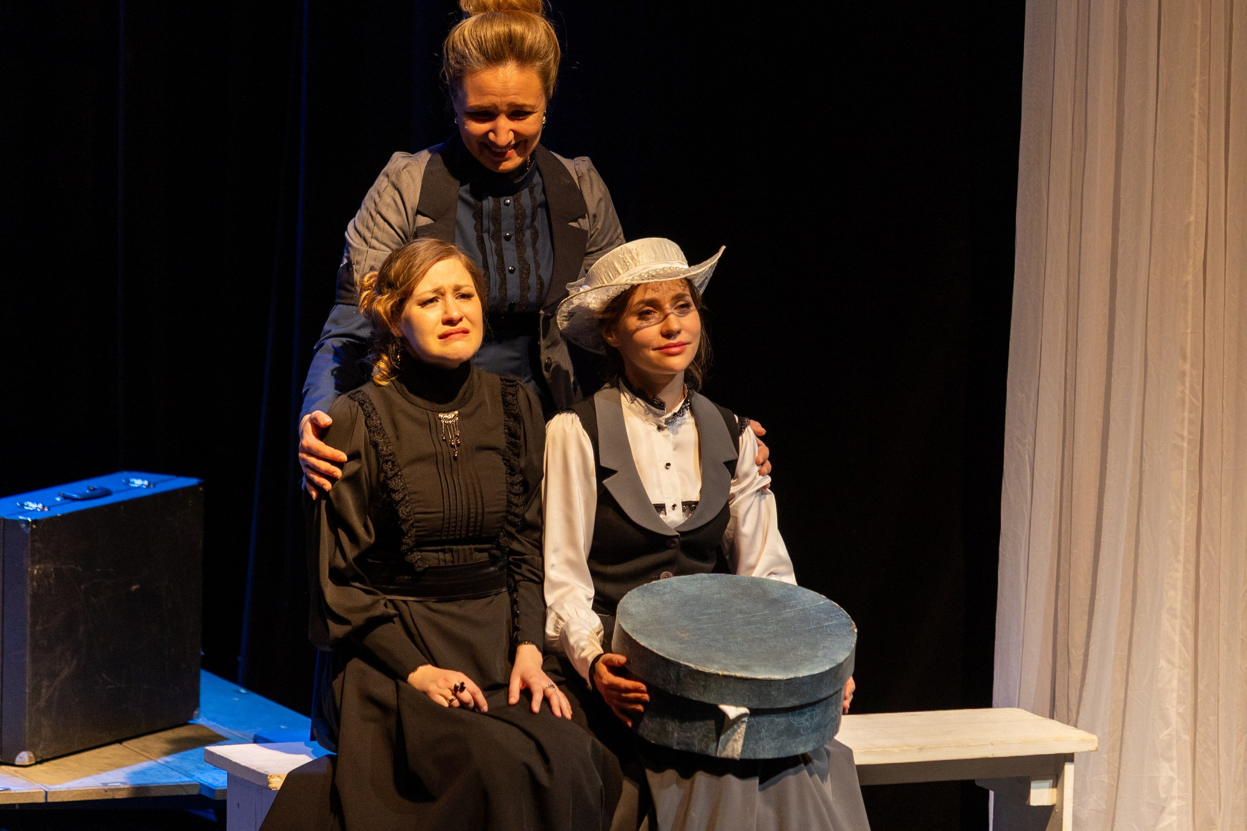 Театр белорусской армии «Три сестры». Профессиональный интерьерный и репортажный фотограф Минск и РБ. Максим Орлов