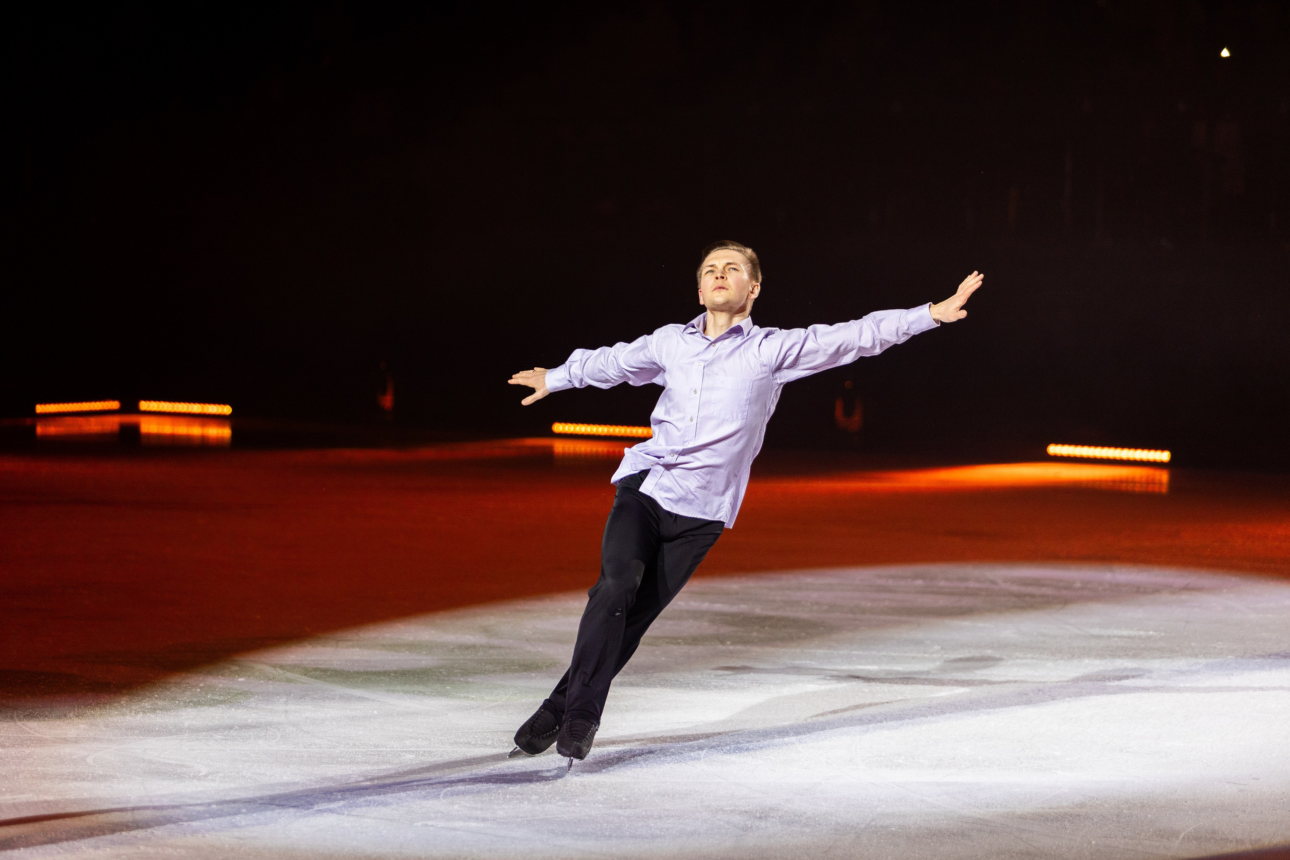 Ледовое шоу Ильи Авербуха 30.03.2024. Профессиональный интерьерный и репортажный фотограф Минск и РБ. Максим Орлов