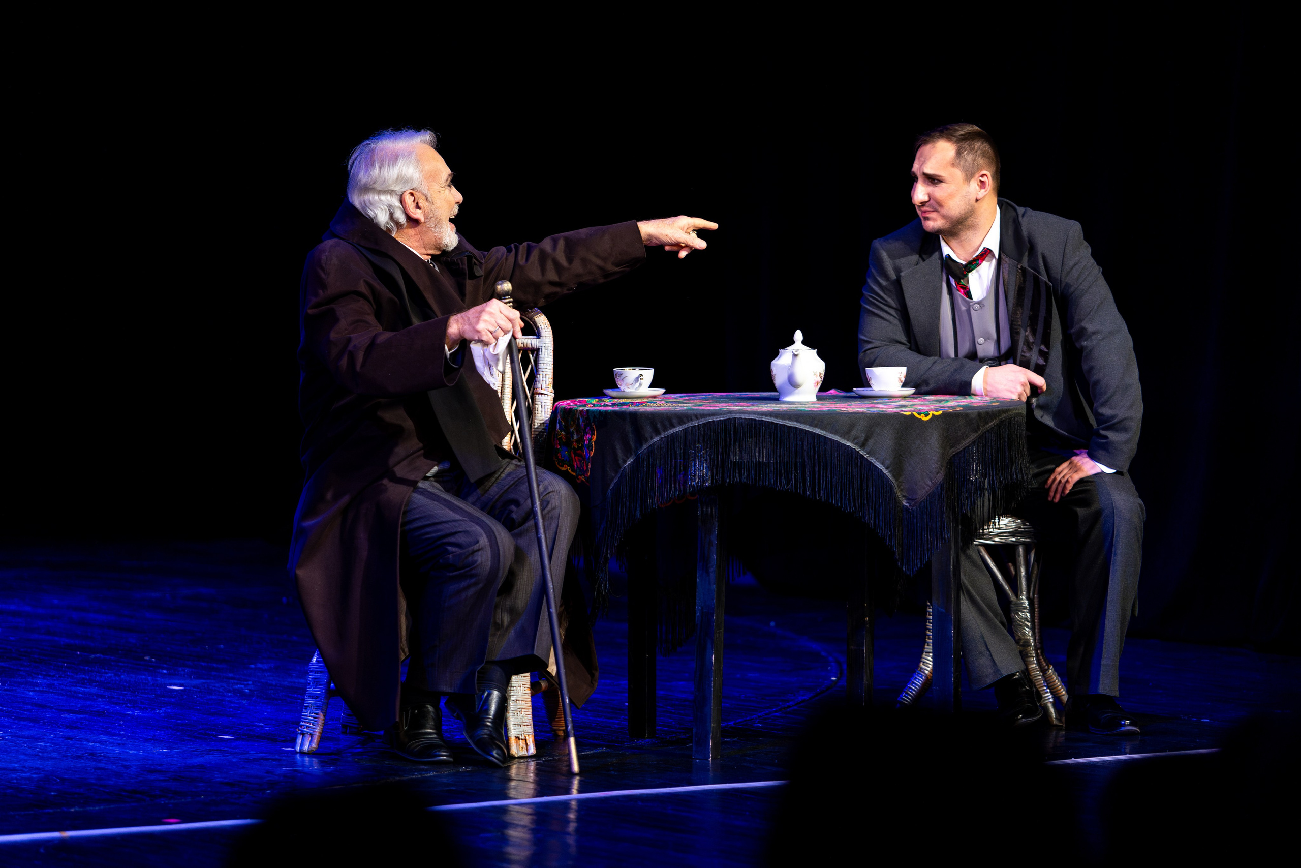 Новый театр «Я вещь». Профессиональный интерьерный и репортажный фотограф Минск и РБ. Максим Орлов