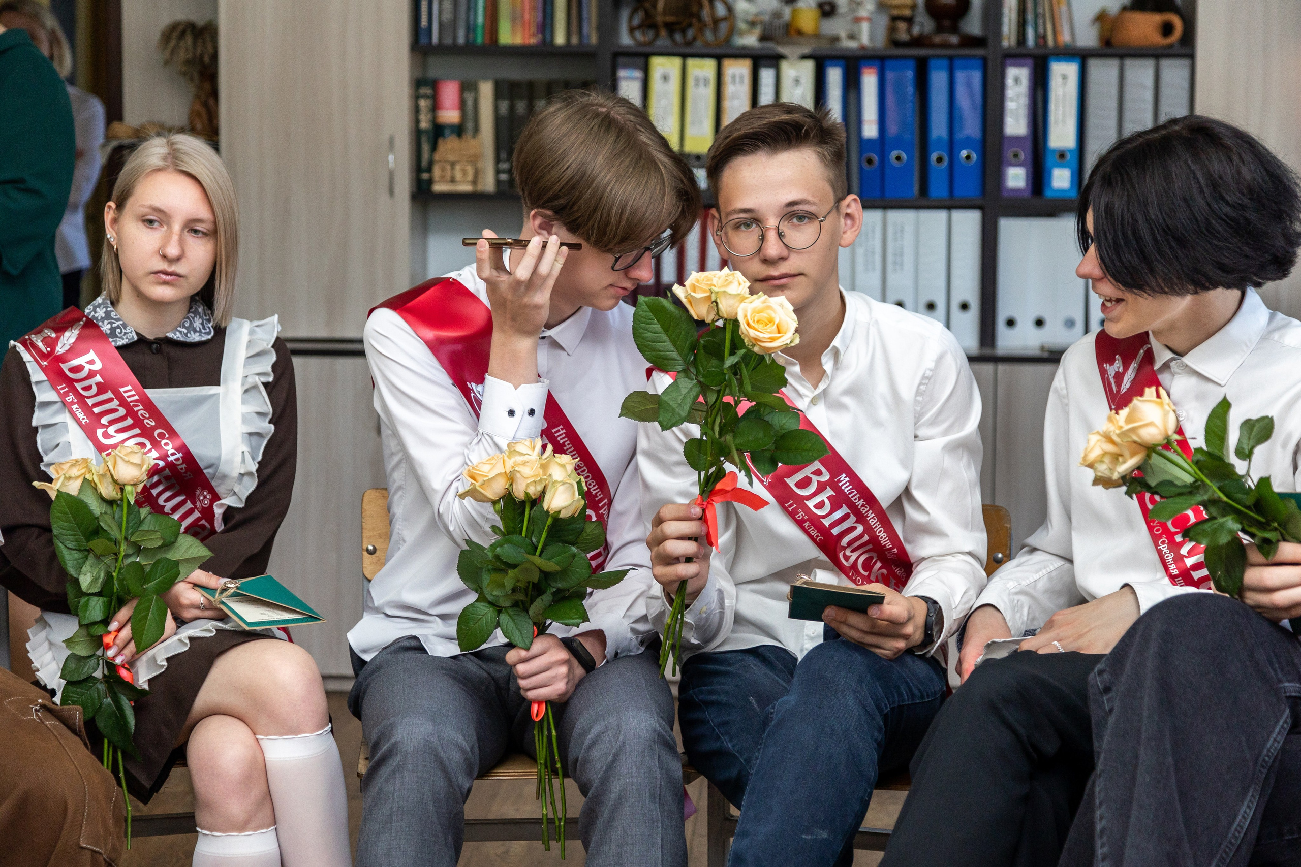 Выпускной в Жодино 2023. Профессиональный интерьерный и репортажный фотограф Минск и РБ. Максим Орлов