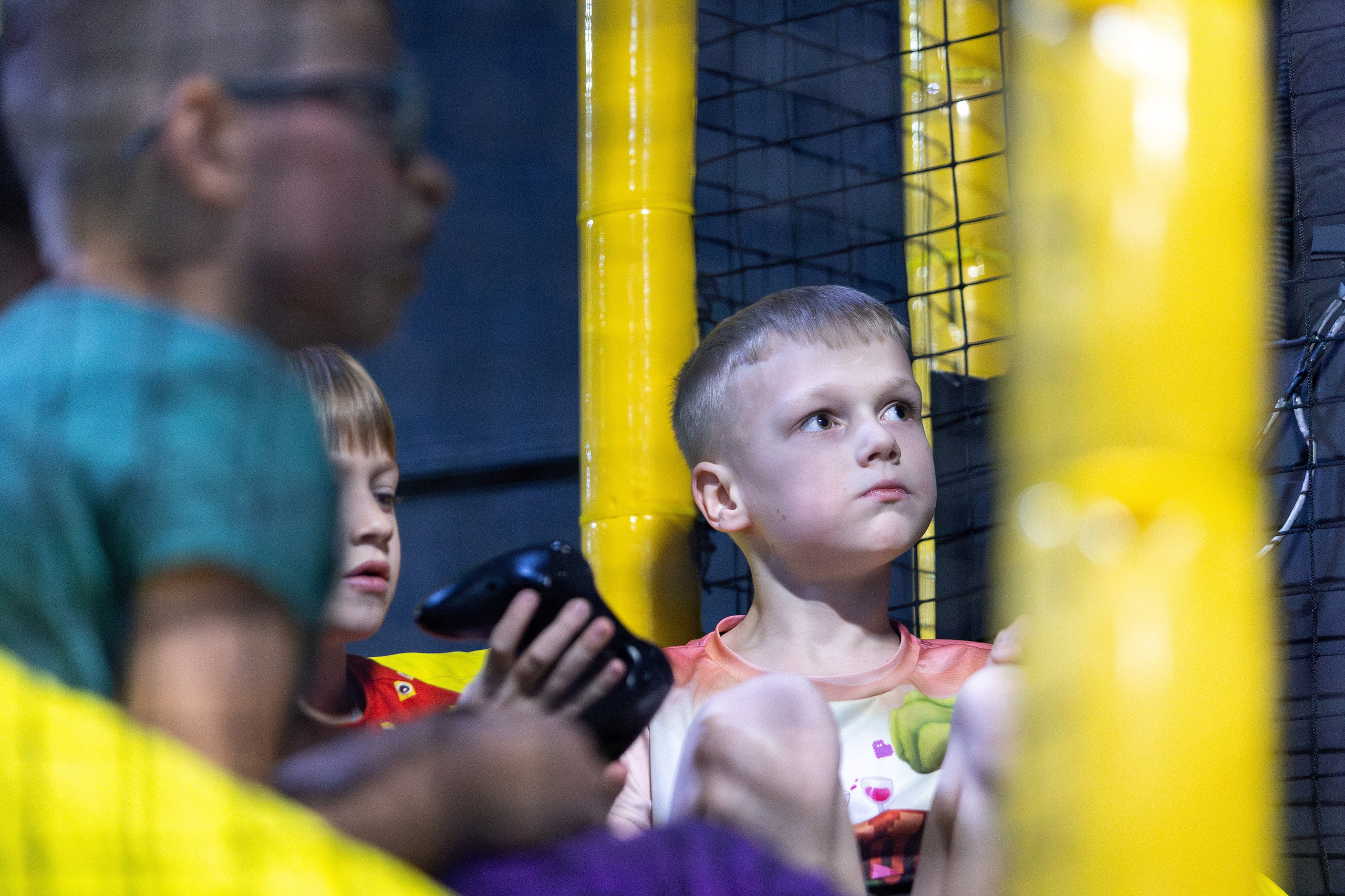 ДР Влада (батутная арена). Профессиональный интерьерный и репортажный фотограф Минск и РБ. Максим Орлов