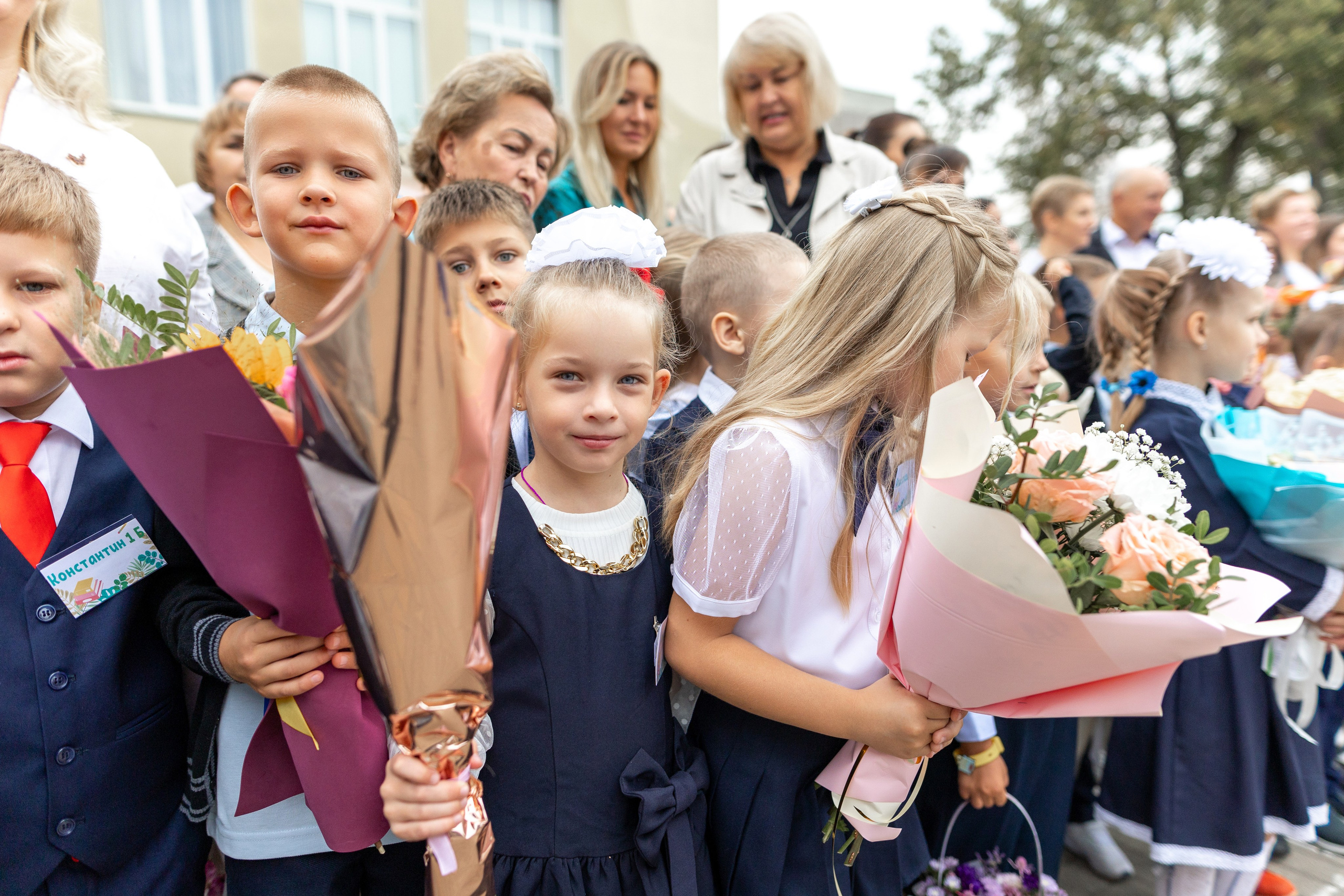 Линейка 1-го сентября. Профессиональный интерьерный и репортажный фотограф Минск и РБ. Максим Орлов