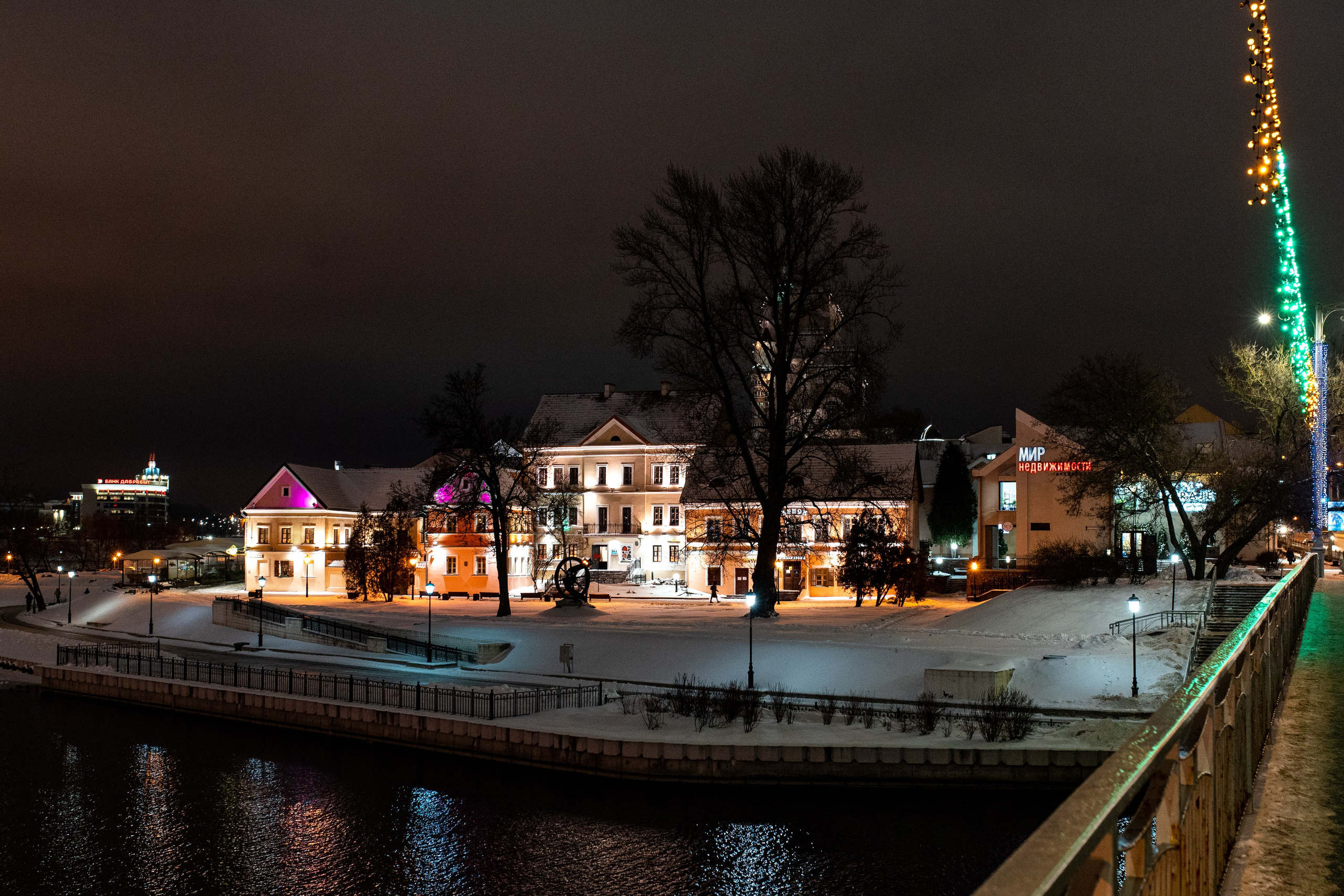Фотосъемка на улицах. Профессиональный интерьерный и репортажный фотограф Минск и РБ. Максим Орлов