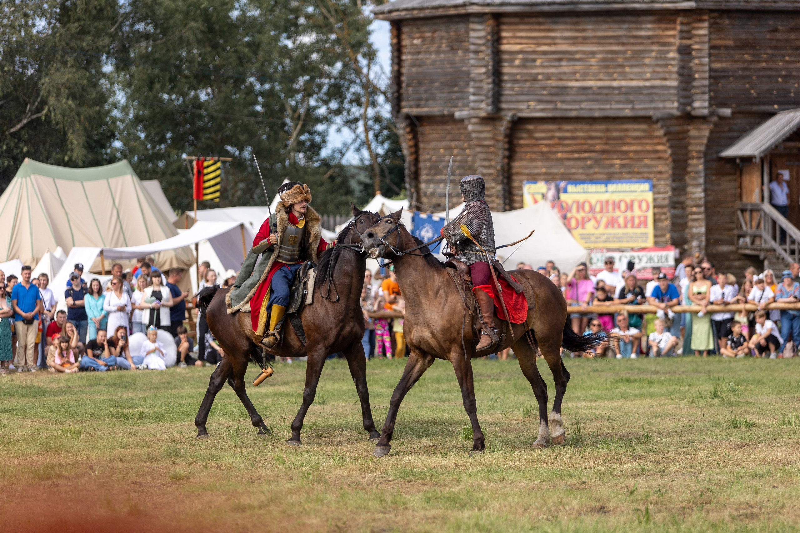 Рыцарский фест. Мстиславль. Профессиональный интерьерный и репортажный фотограф Минск и РБ. Максим Орлов