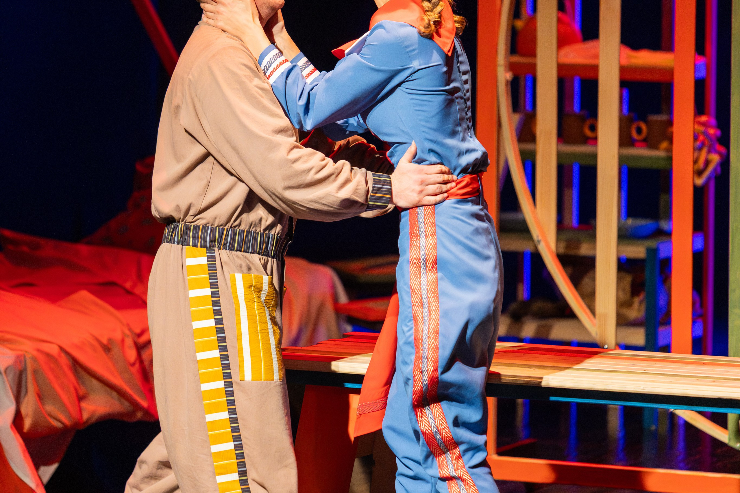 Квадратура круга. Профессиональный интерьерный и репортажный фотограф Минск и РБ. Максим Орлов