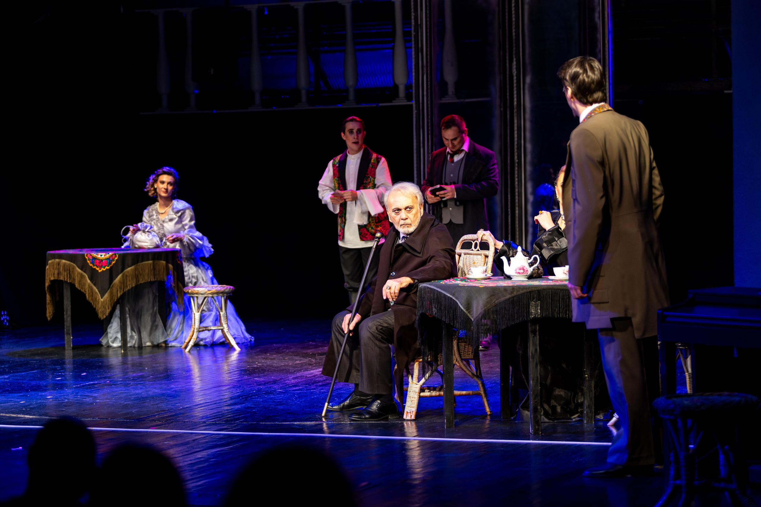 Новый театр «Я вещь». Профессиональный интерьерный и репортажный фотограф Минск и РБ. Максим Орлов