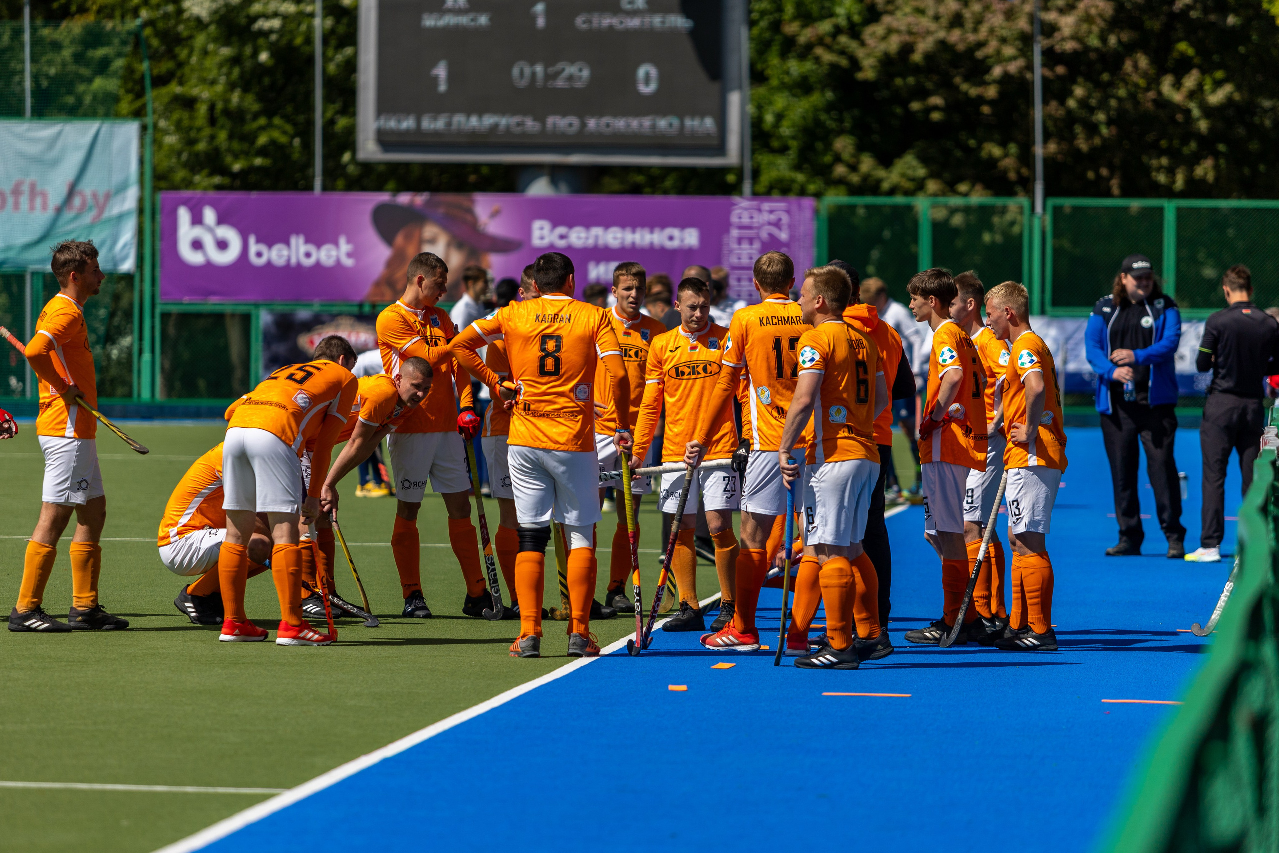 Хоккей на траве. ХК Минск — СК Строитель 12.05.2024. Профессиональный интерьерный и репортажный фотограф Минск и РБ. Максим Орлов