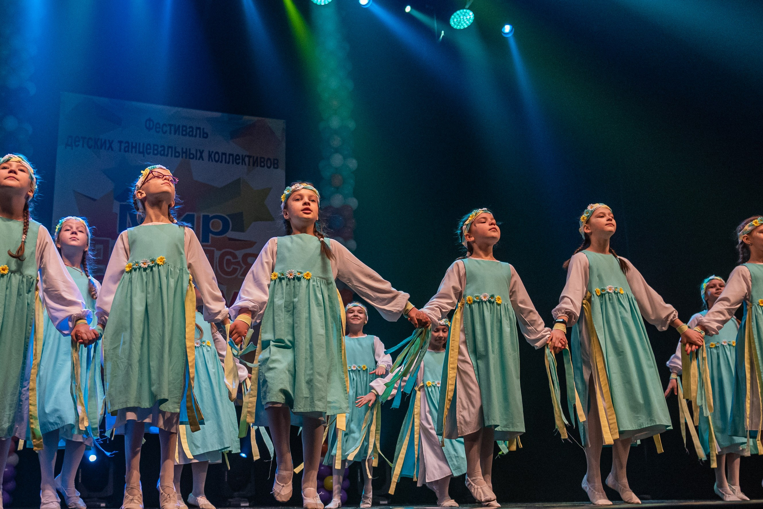 Фестиваль детских танцевальных коллективов. Профессиональный интерьерный и репортажный фотограф Минск и РБ. Максим Орлов