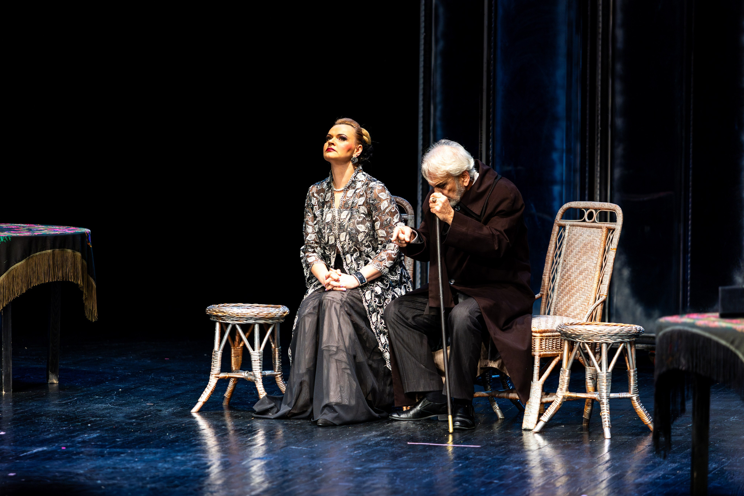 Новый театр «Я вещь». Профессиональный интерьерный и репортажный фотограф Минск и РБ. Максим Орлов