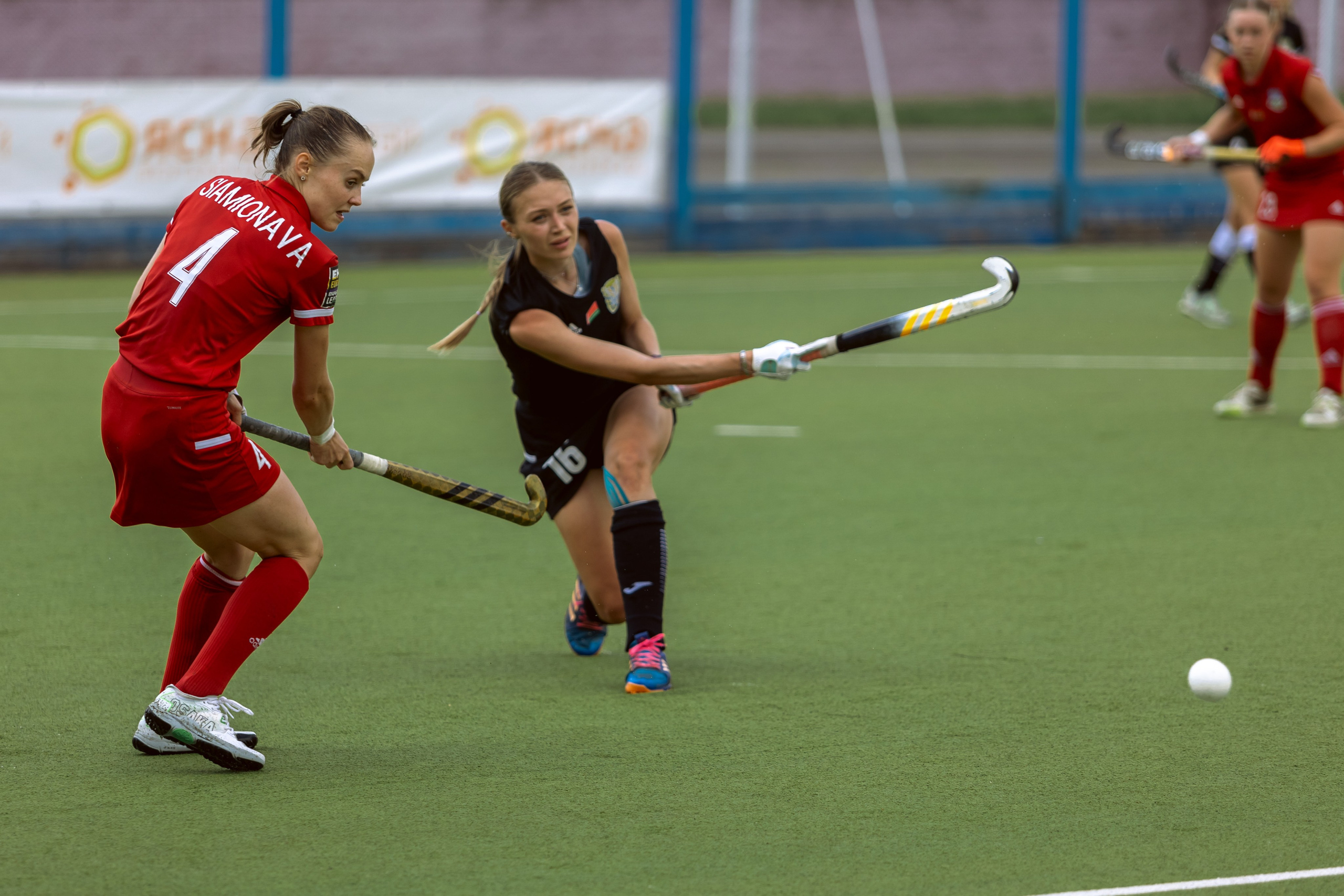 Хоккей на траве. Девушки. Минск — Виктория. 16.06.2024. Профессиональный интерьерный и репортажный фотограф Минск и РБ. Максим Орлов