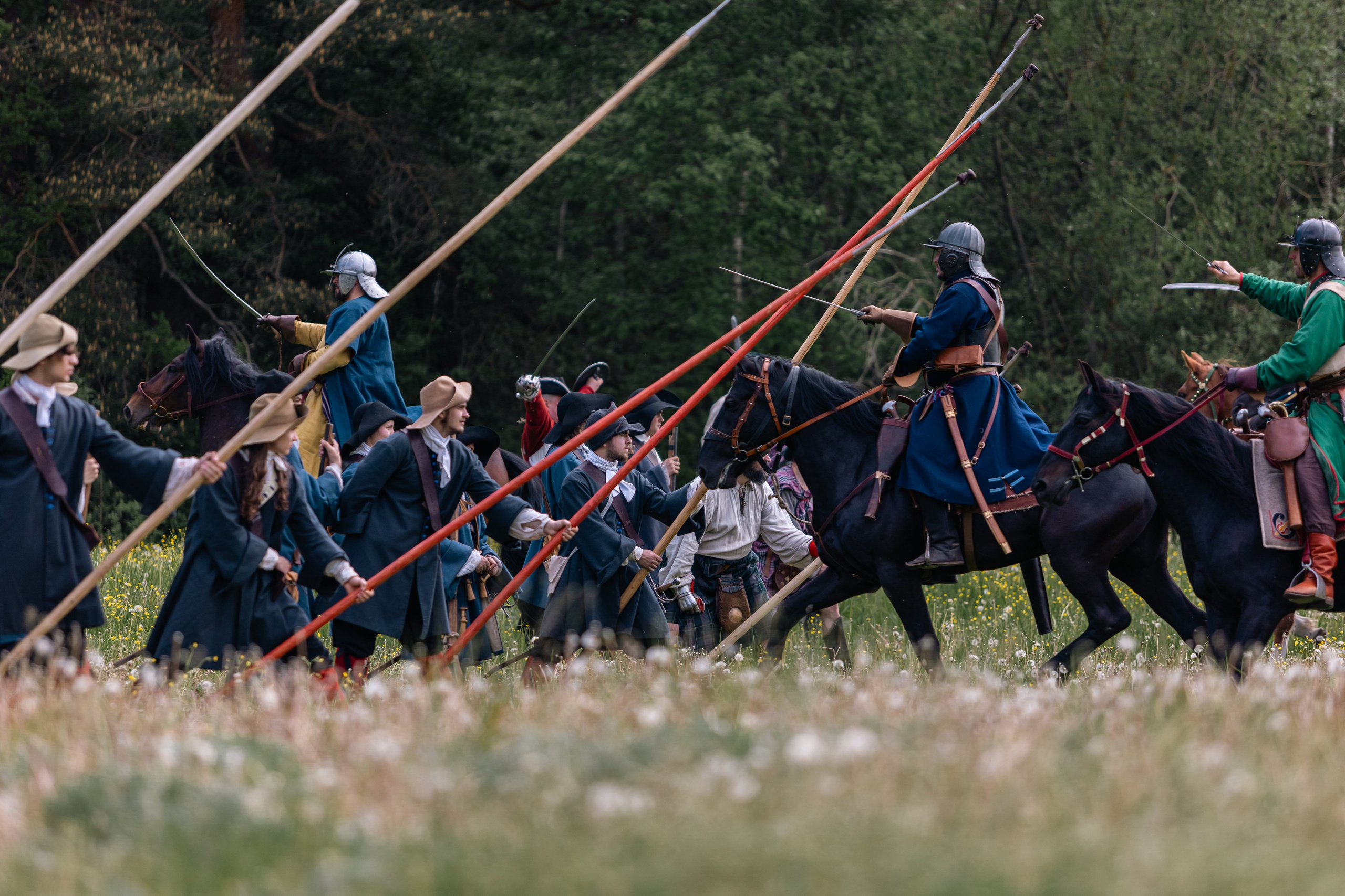 Золотая шпора. Маневры 17 века. Профессиональный интерьерный и репортажный фотограф Минск и РБ. Максим Орлов