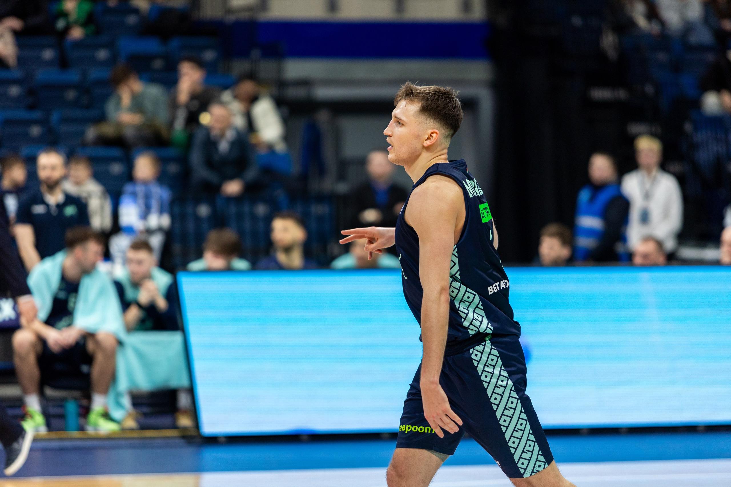 Баскетбол. Лучшие кадры. Минск — Уралмаш 13.02.2024. Профессиональный интерьерный и репортажный фотограф Минск и РБ. Максим Орлов