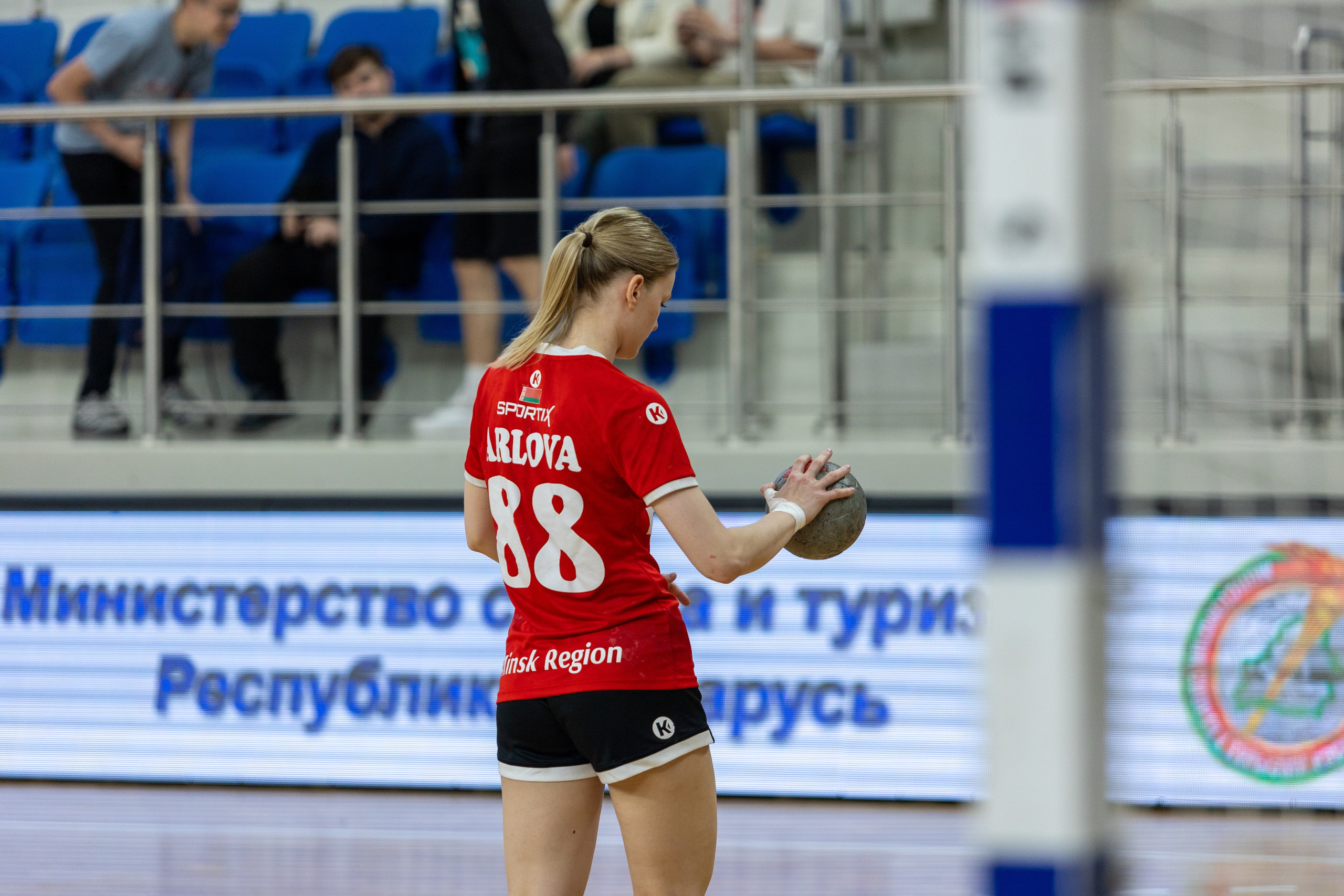 Гандбол. Финал. БНТУ — Гомель. 25.05.2024. Профессиональный интерьерный и репортажный фотограф Минск и РБ. Максим Орлов