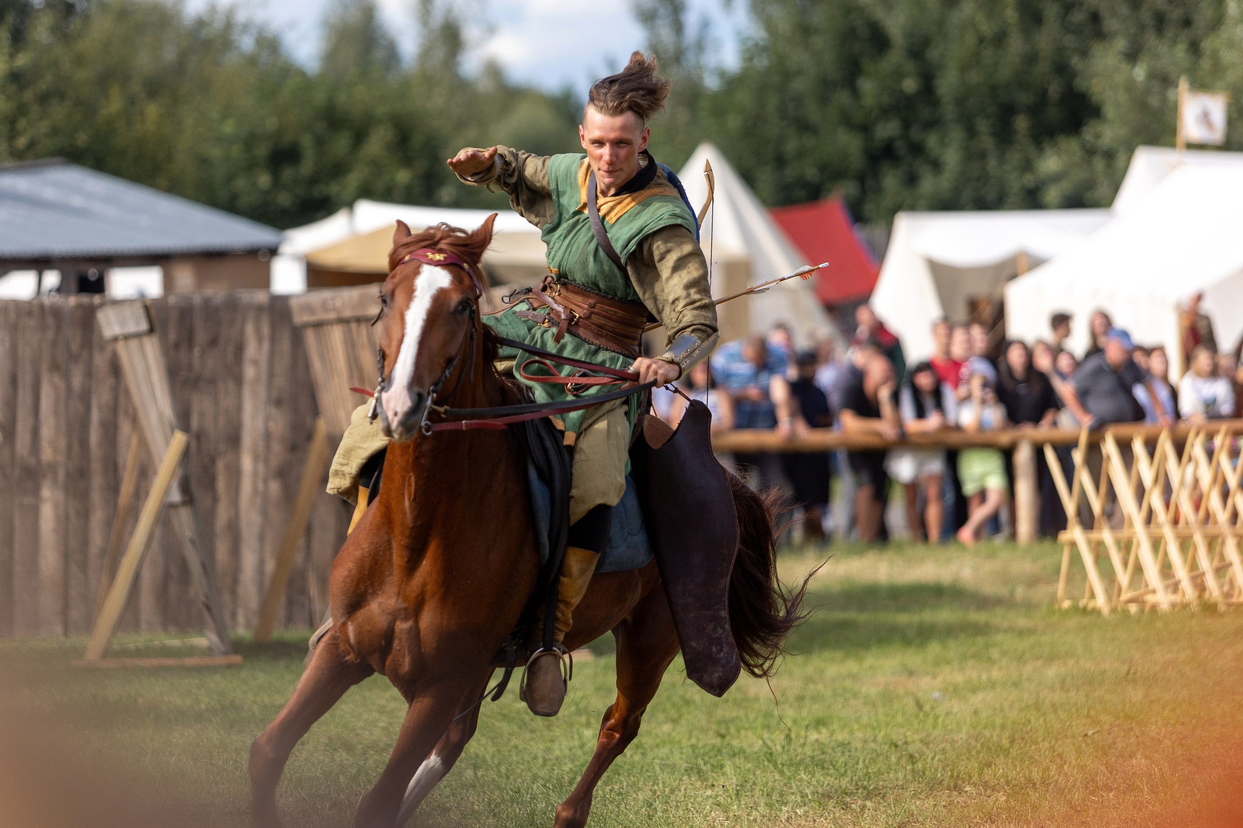Рыцарский фест. Мстиславль. Профессиональный интерьерный и репортажный фотограф Минск и РБ. Максим Орлов