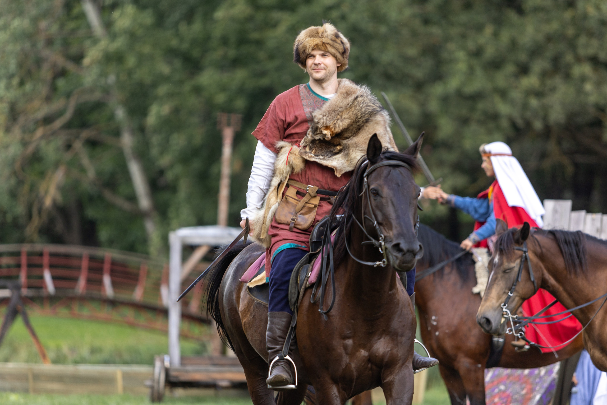 Ежегодный фестиваль средневековья в Дукоре. Профессиональный интерьерный и репортажный фотограф Минск и РБ. Максим Орлов