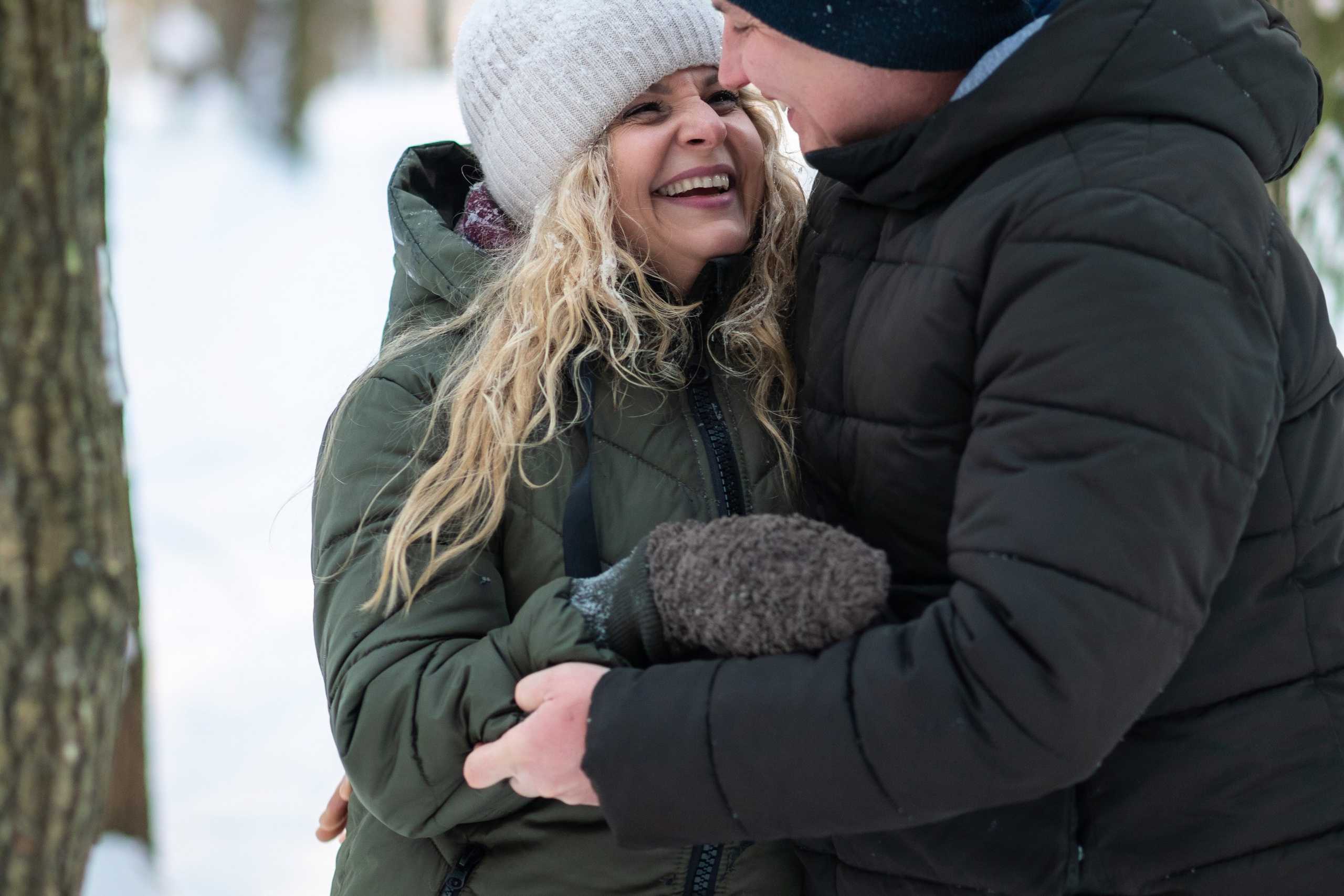 Сергей с семьей (в парке). Профессиональный интерьерный и репортажный фотограф Минск и РБ. Максим Орлов