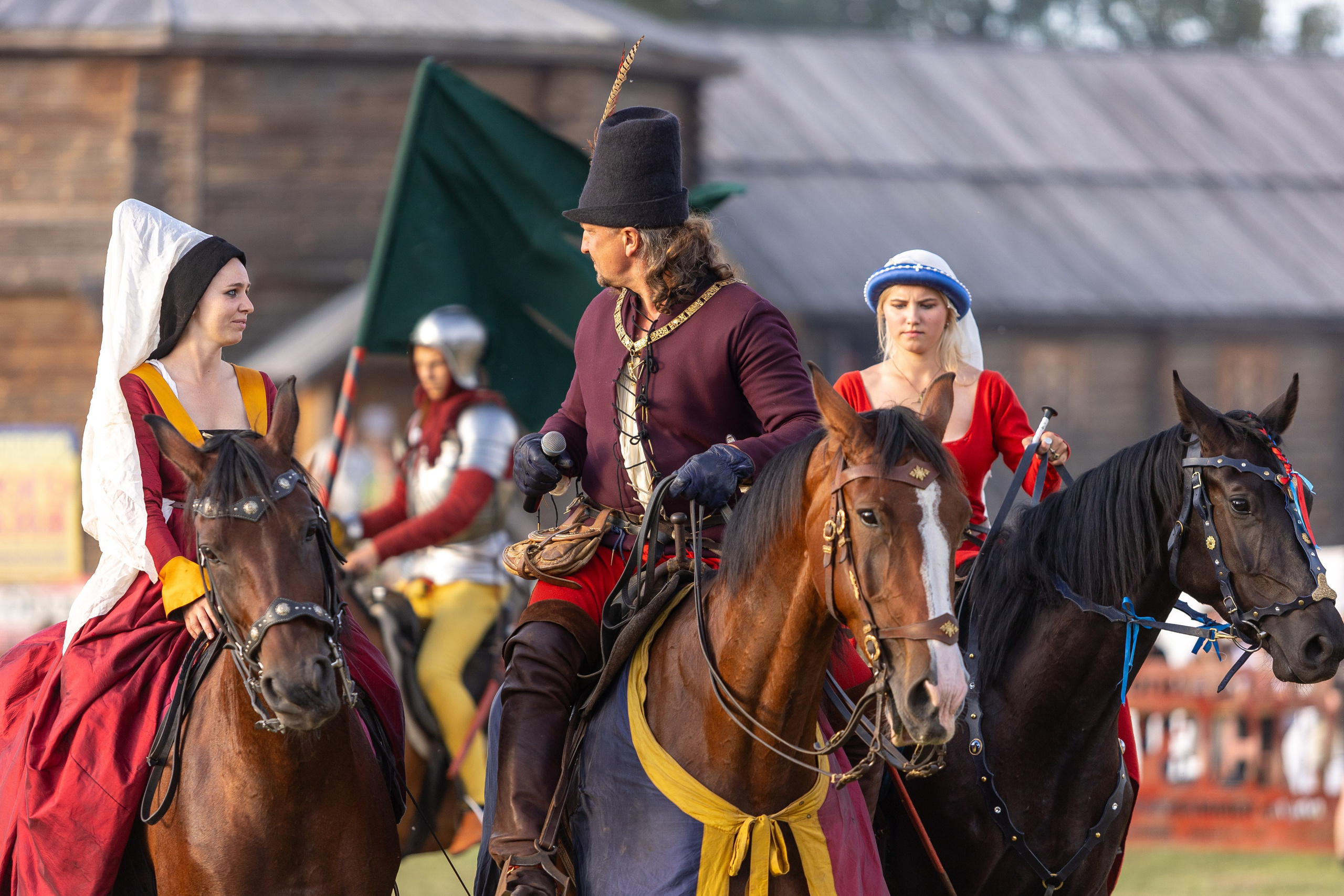 Рыцарский фест. Мстиславль. Профессиональный интерьерный и репортажный фотограф Минск и РБ. Максим Орлов