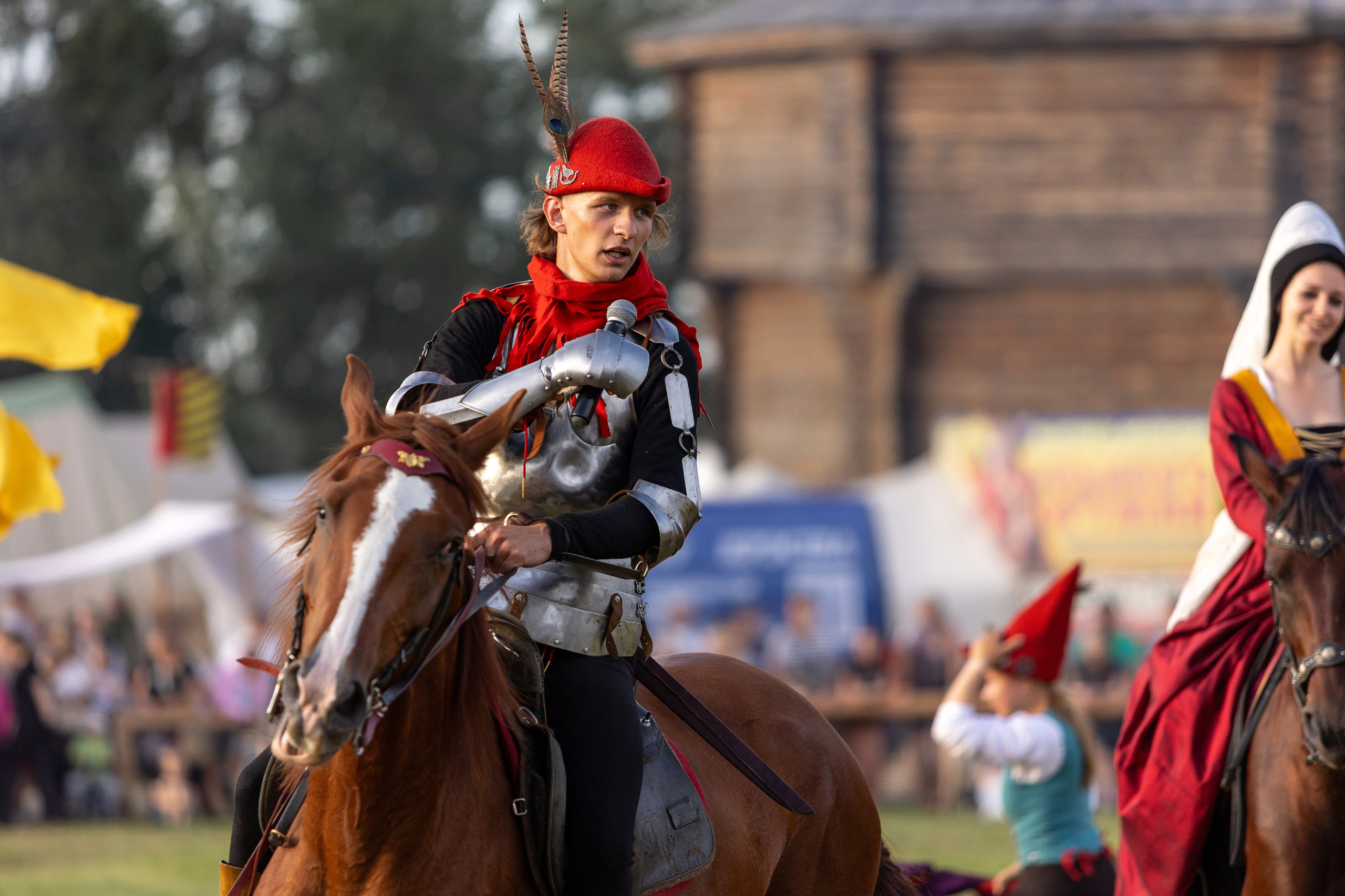 Рыцарский фест. Мстиславль. Профессиональный интерьерный и репортажный фотограф Минск и РБ. Максим Орлов